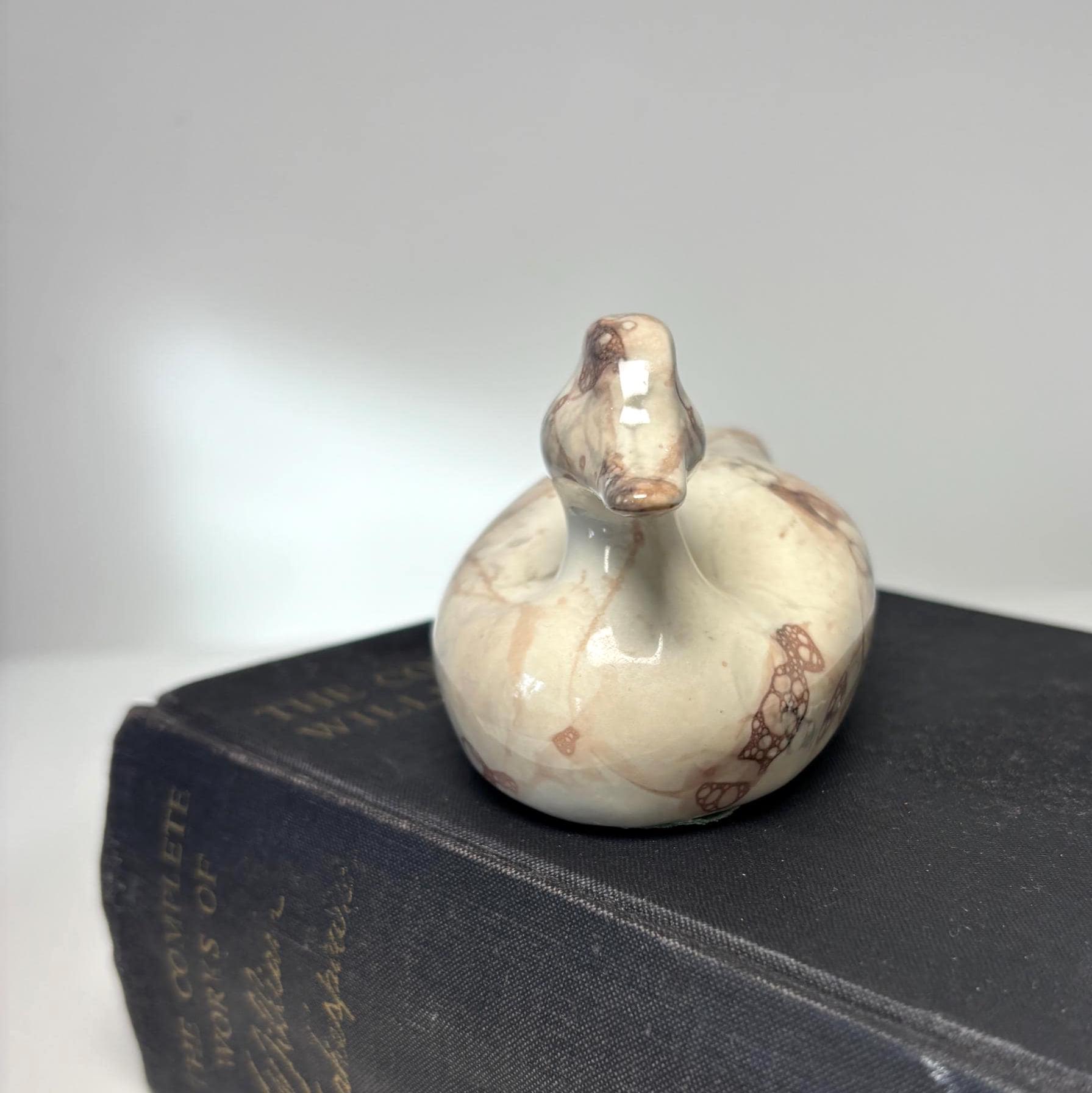 Ceramic Duck Figurine Marble Glaze Baby Duck Sculpture Cottage Decor Shelf Ornament Gift