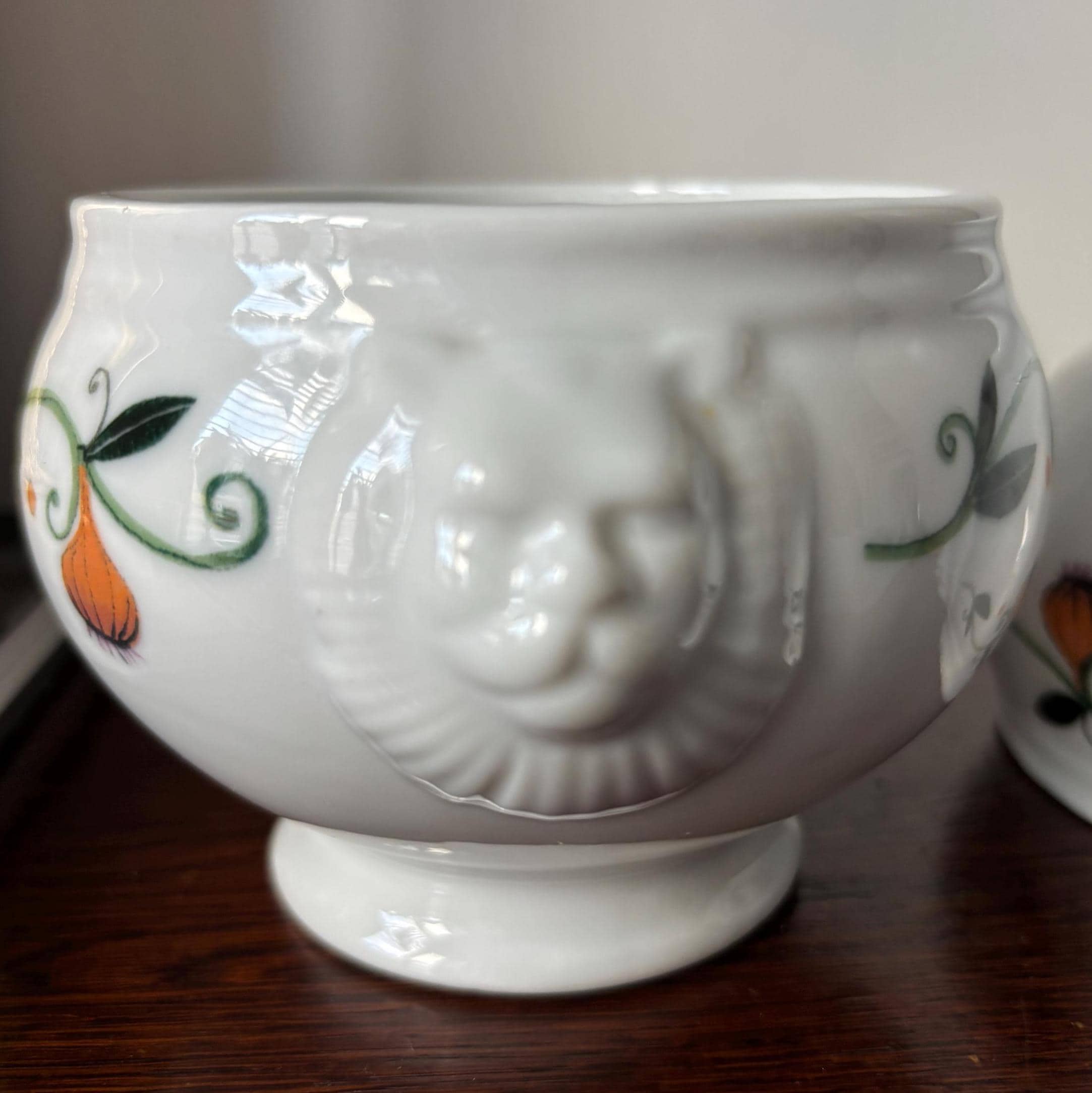 Pair Vintage White Ceramic Lion Head Bowls, Pedestal Foot, Hand-Painted Tureens