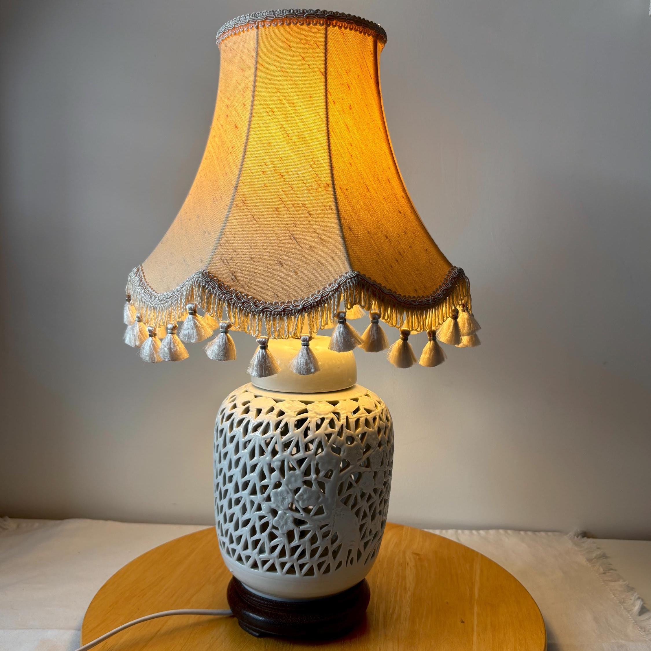 Vintage Blanc de Chine Style Chinoiserie Pierced Ceramic Table Lamp (No Shade)