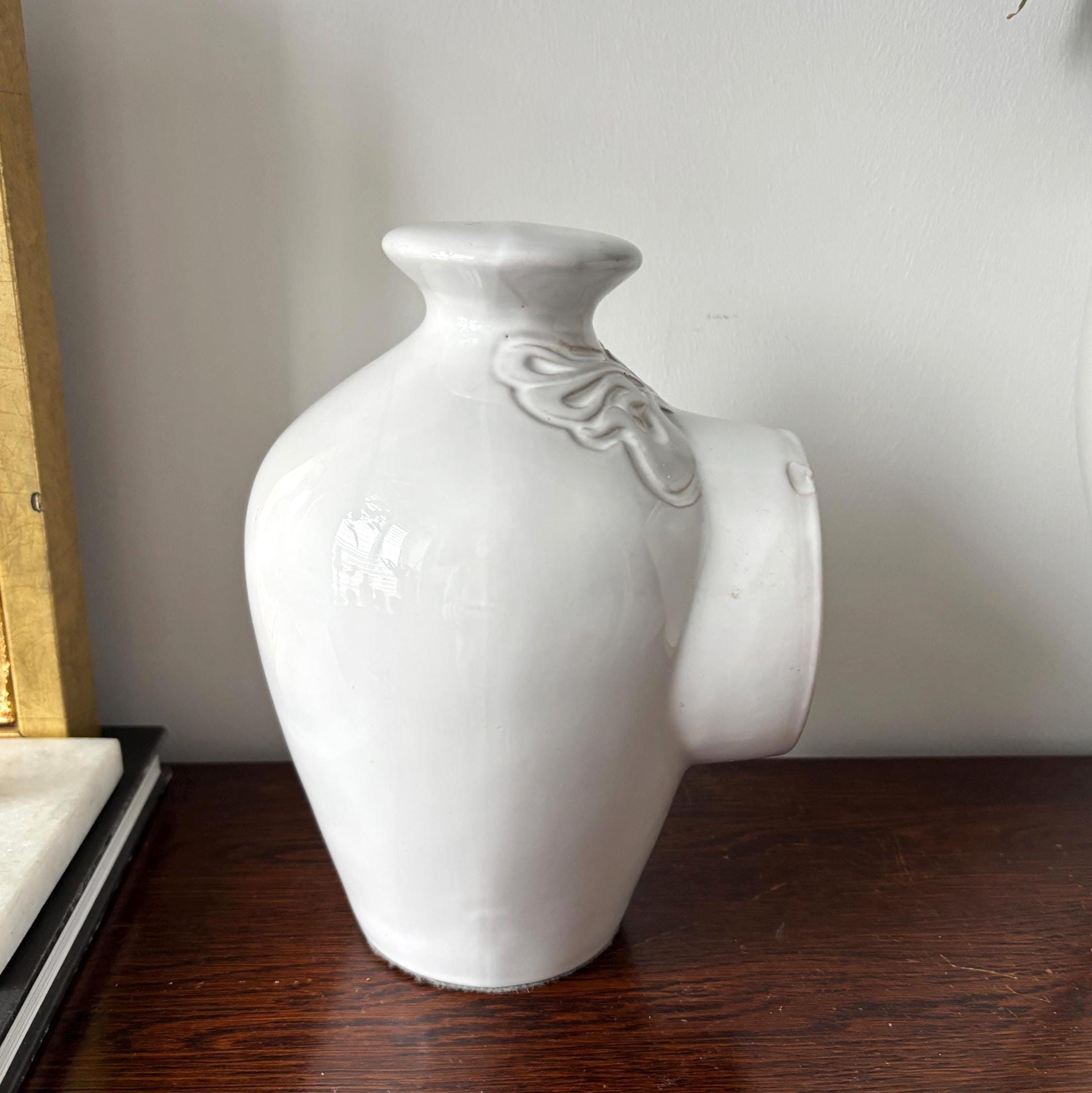 Vintage Shelf Concept White Stoneware Salt Pig Open-Front Kitchen Counter Salt Cellar