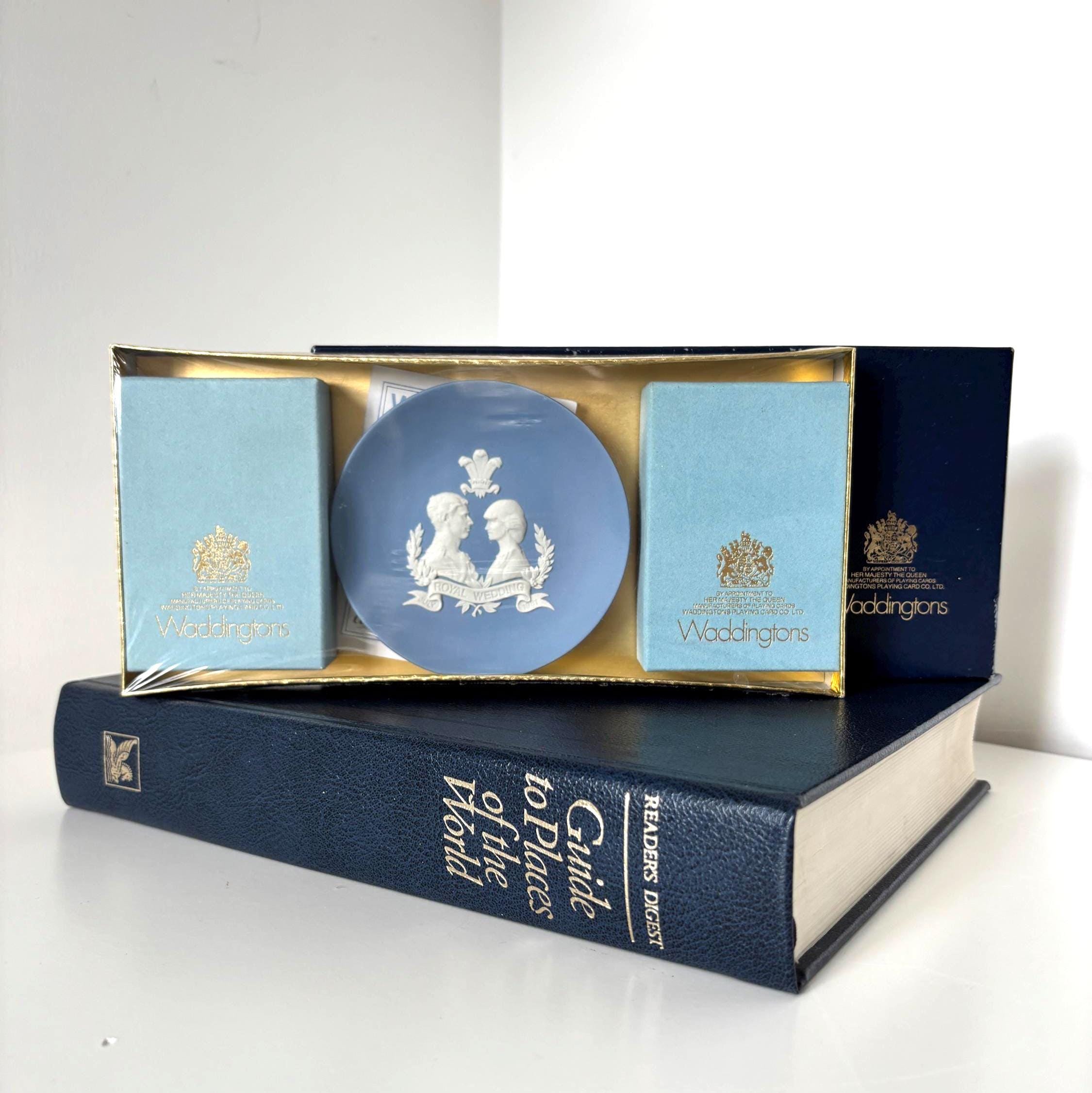 Vintage Wedgwood Jasperware Royal Wedding Card Set Waddingtons Playing Cards Boxed Charles Diana Gift