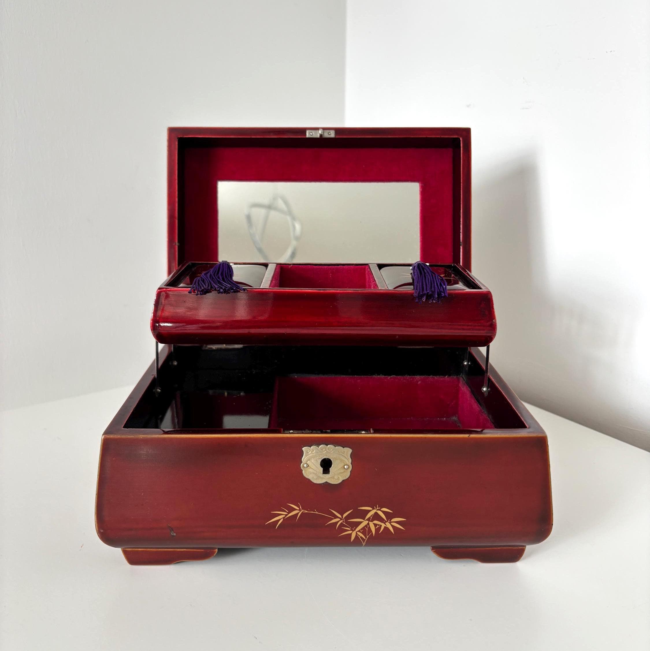 Vintage Musical Jewellery Box Daysun Hand Painted Lacquer Bamboo Bird Trinket Box