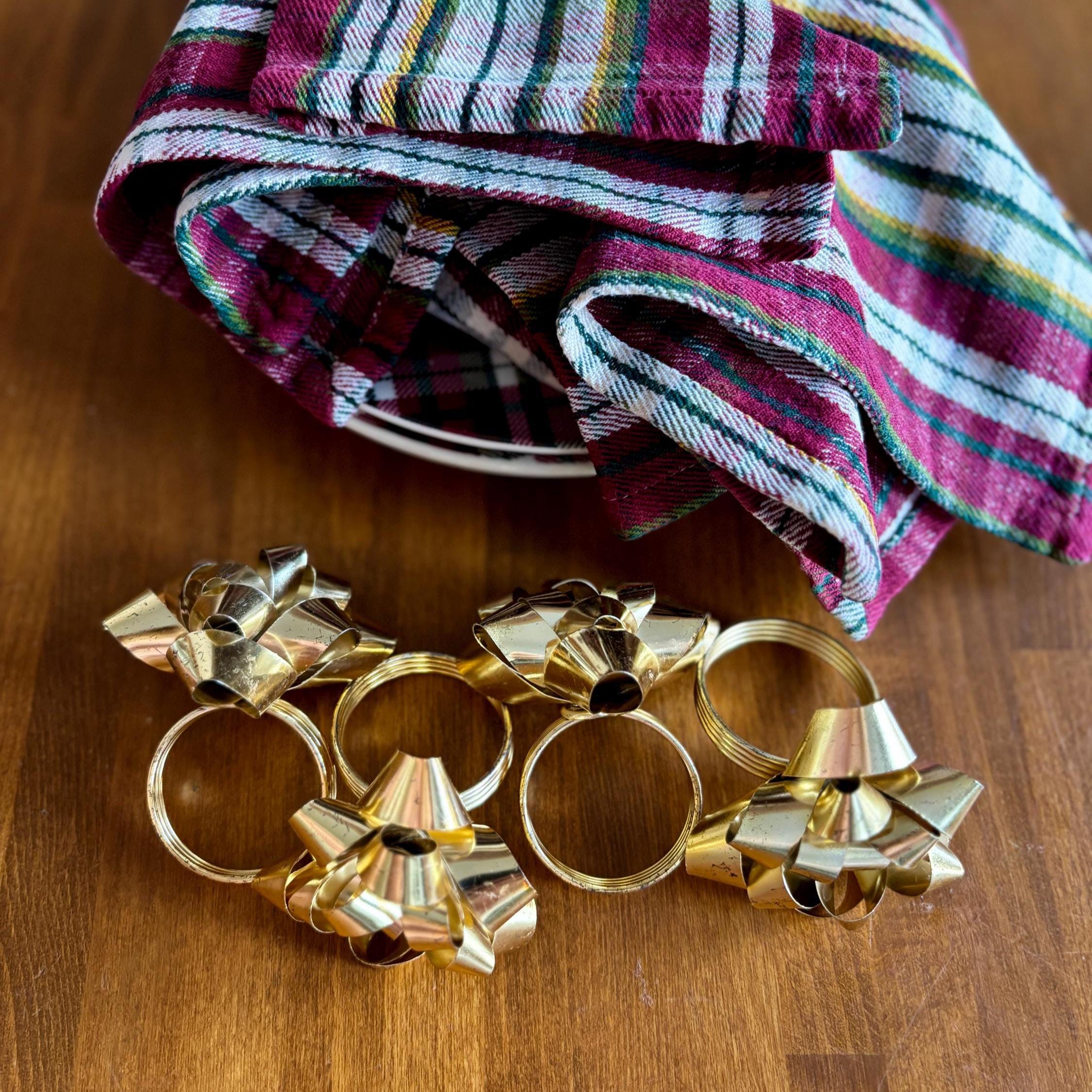 Set of 4 Vintage Gift Bow Napkin Rings | Gold Tone Glam Holiday Table Decor