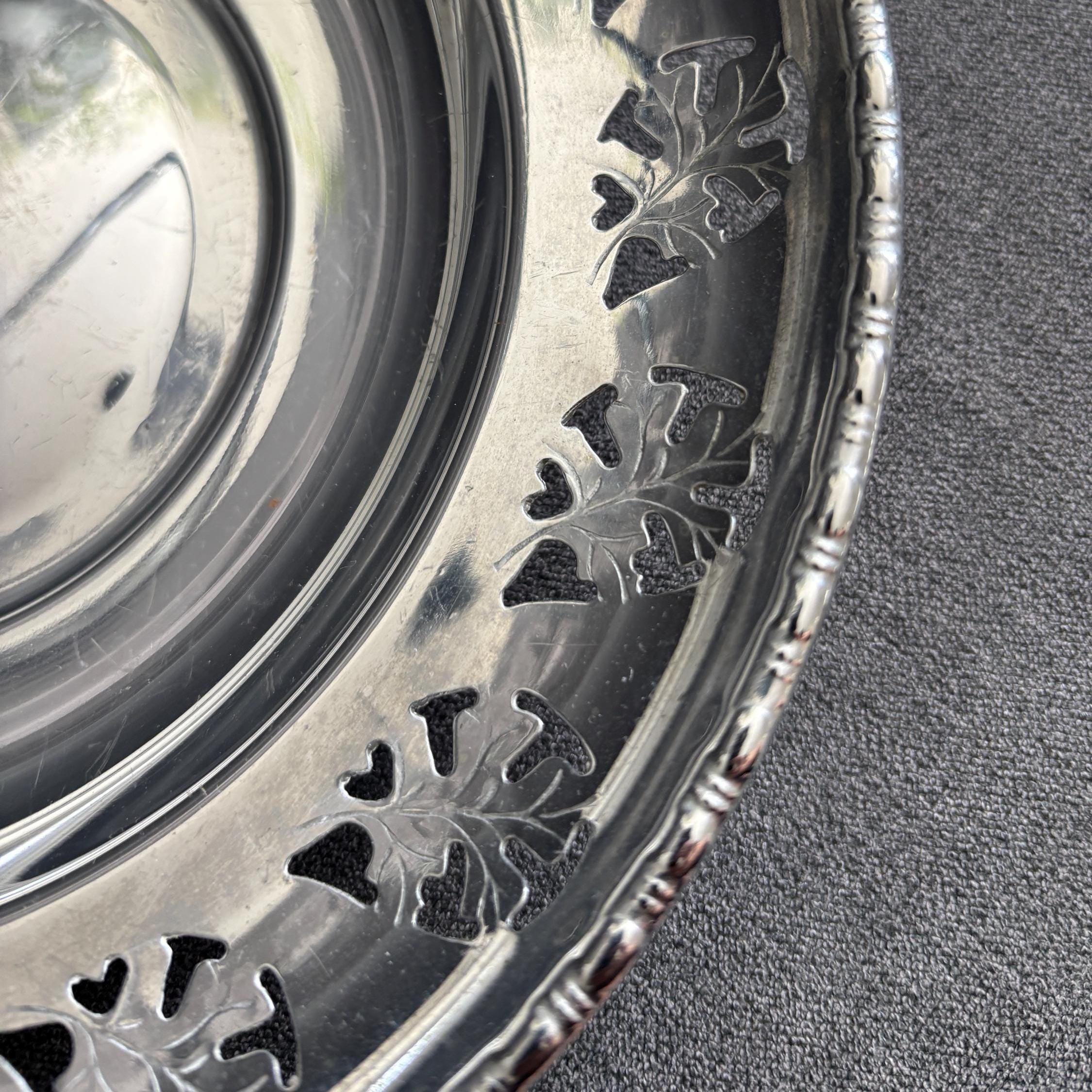 Vintage Silver Plated Pierced Basket: Retro Fruit Bowl Serving Tray