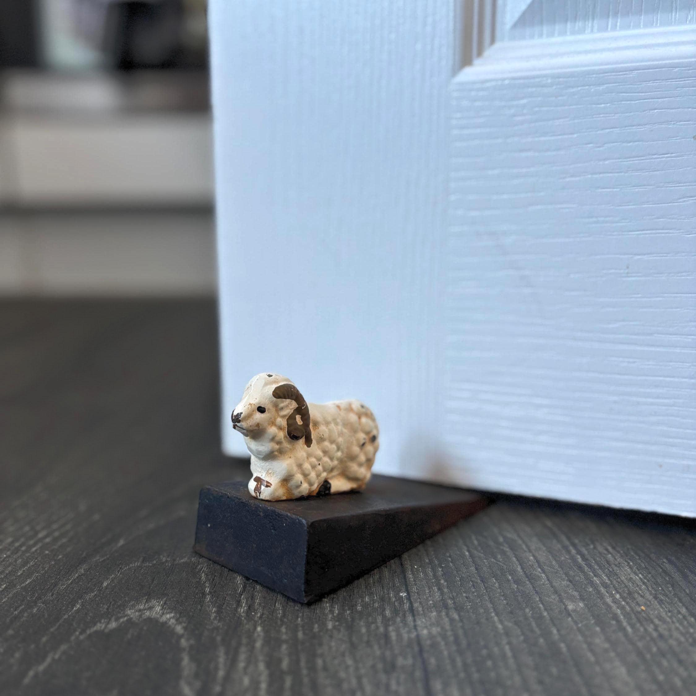 Cast Iron Ram Doorstop Sheep Door Wedge Heavy Rustic Farmhouse Cottage Animal Decor
