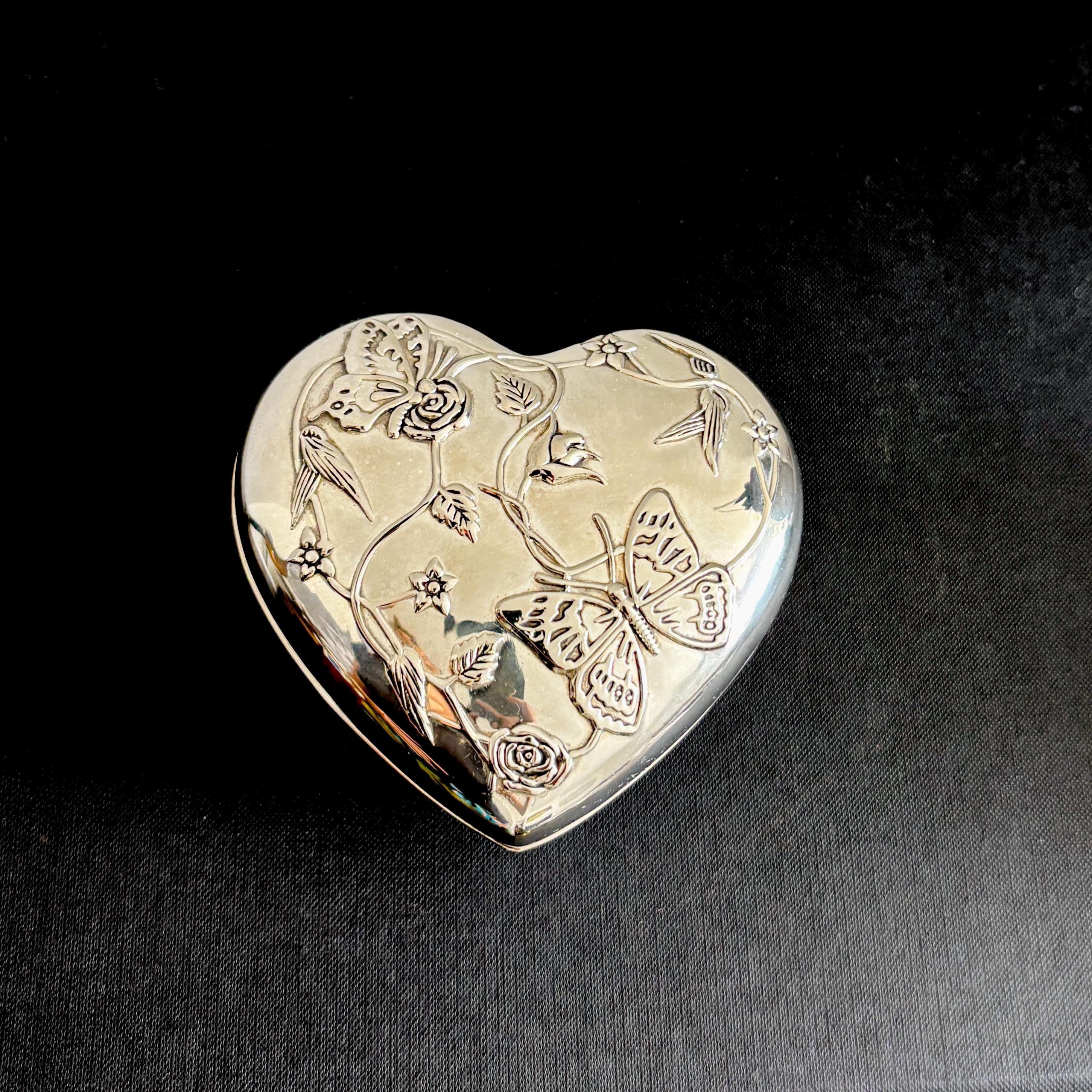 Vintage Heart Shaped Jewelry Box: Embossed Floral Design, Silver Tone Finish