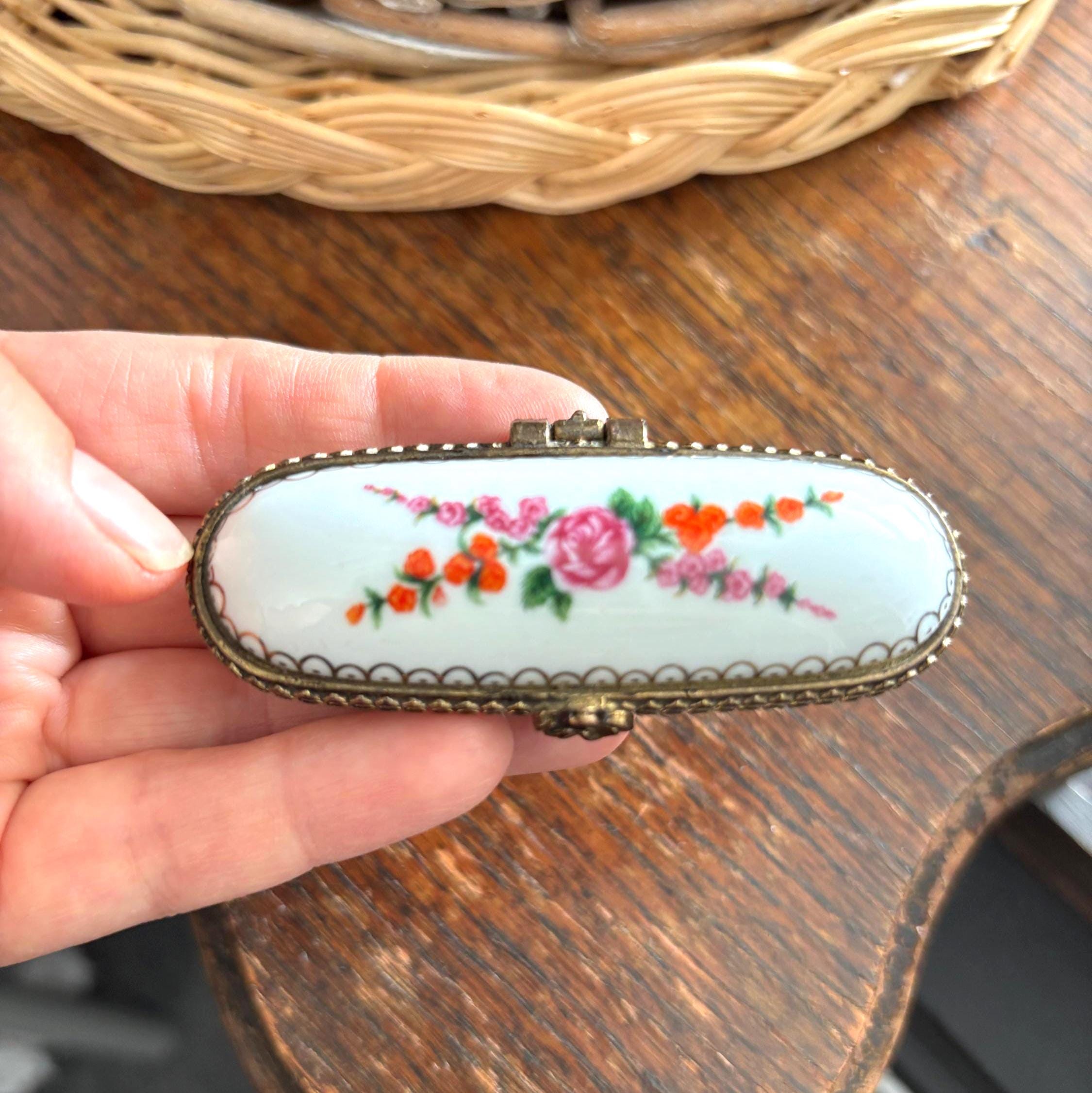 Vintage Del Prado Porcelain Floral Trinket Box Limoges Style Pill Box Keepsake Gift Collectible