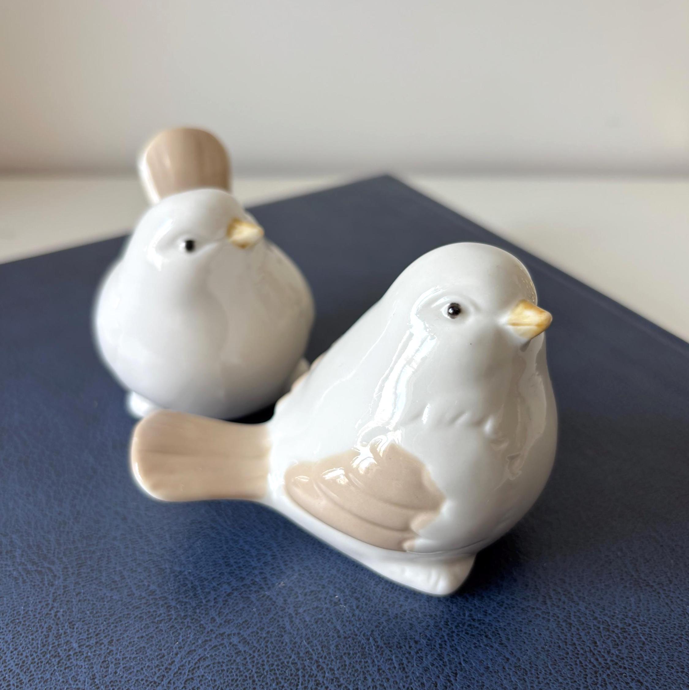 Vintage Ceramic Bird Figurines Pair White Porcelain Scandinavian Home Decor Shelf Ornament Set