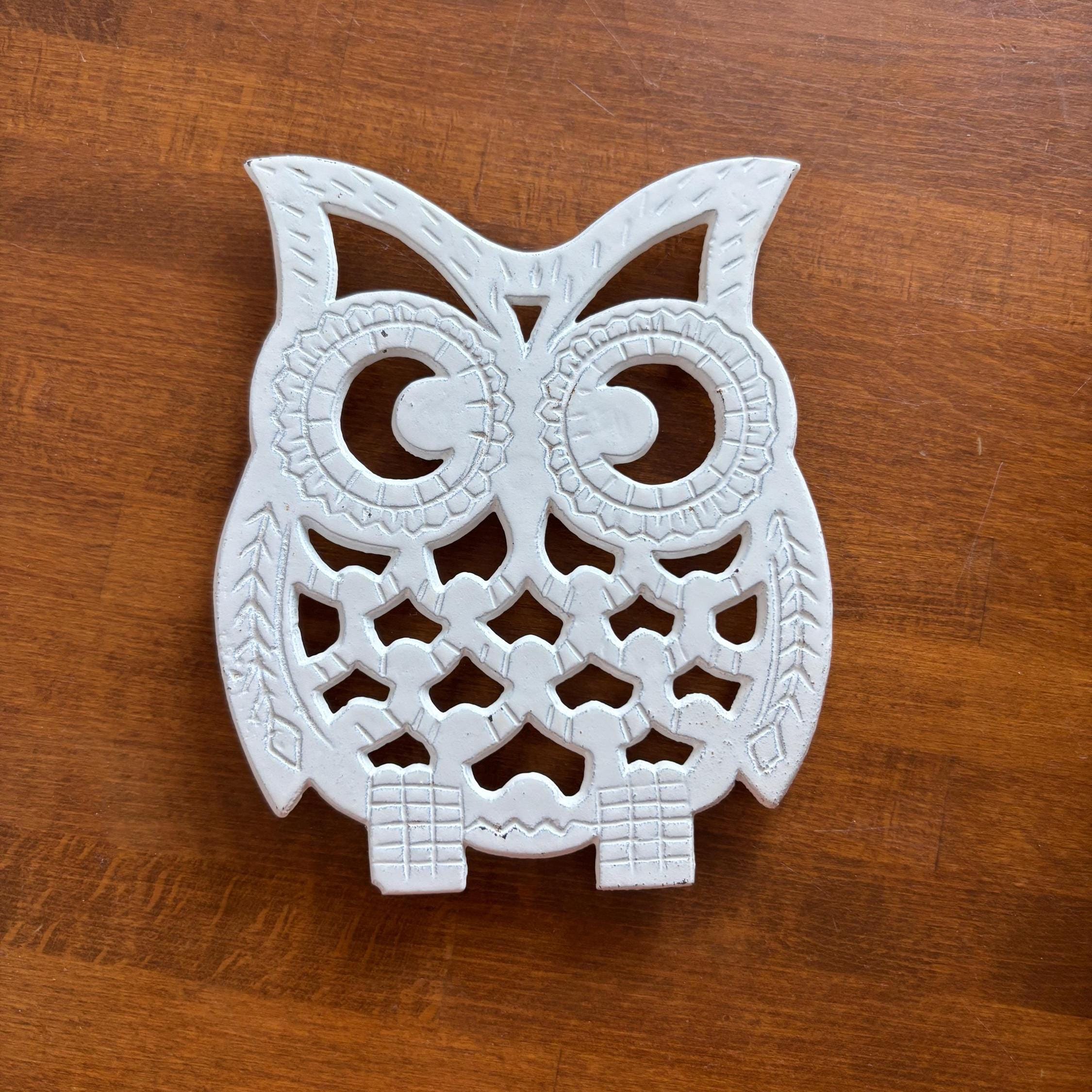 White Owl Cast Iron Trivet Pot Stand, Shabby Chic Farmhouse Table Protector