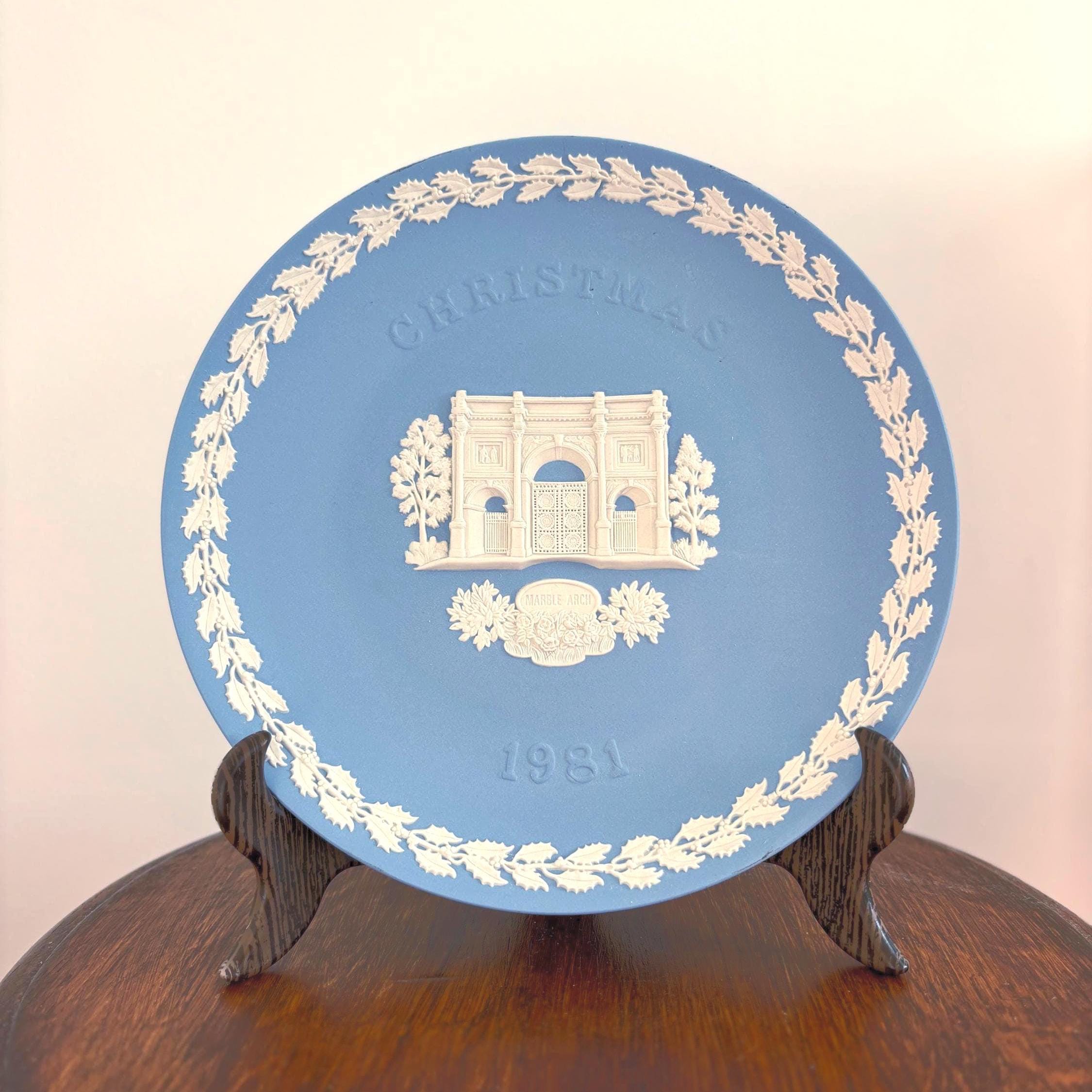 Vintage Wedgwood Christmas Plate 1981 | Blue Jasperware, Marble Arch