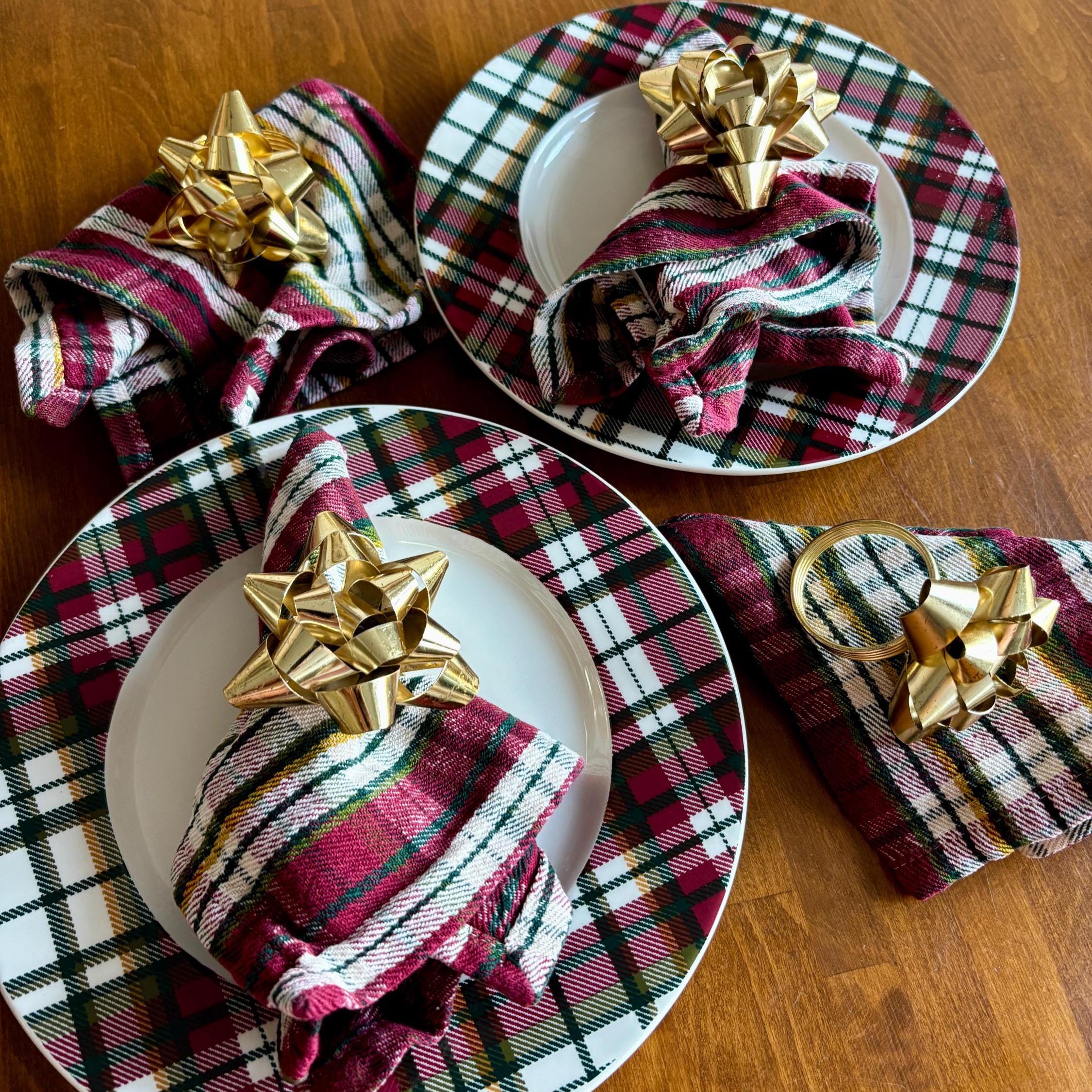 Set of 4 Vintage Gift Bow Napkin Rings | Gold Tone Glam Holiday Table Decor