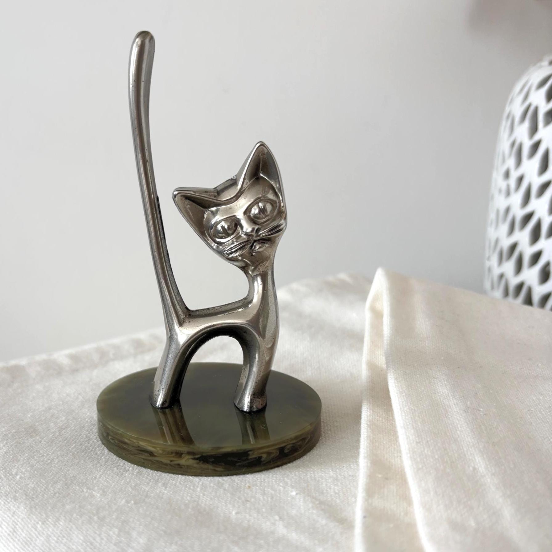 Vintage Silver Plated Cat Ring Holder Made In England Seba Jewellery Stand