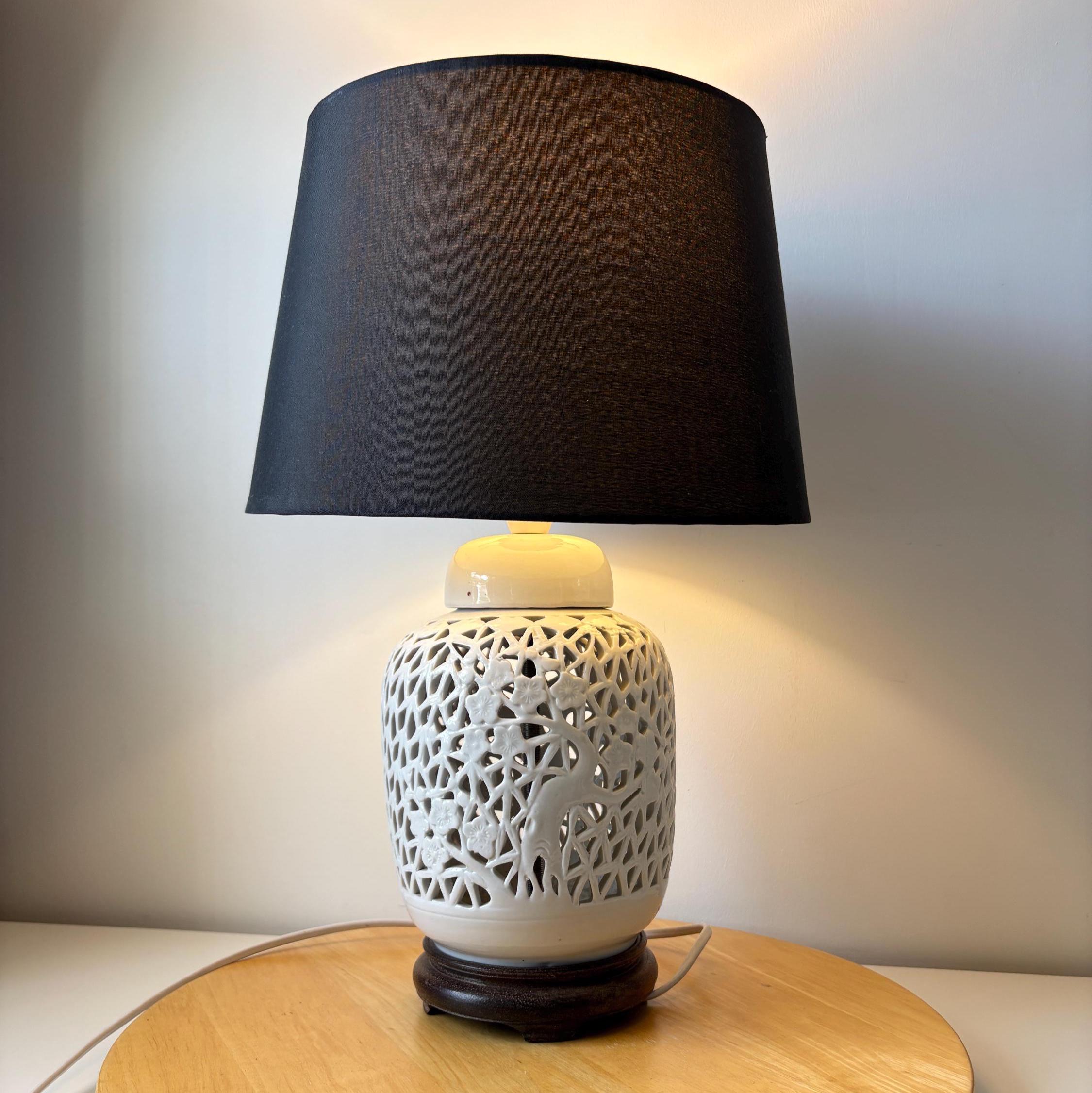 Vintage Blanc de Chine Style Chinoiserie Pierced Ceramic Table Lamp (No Shade)