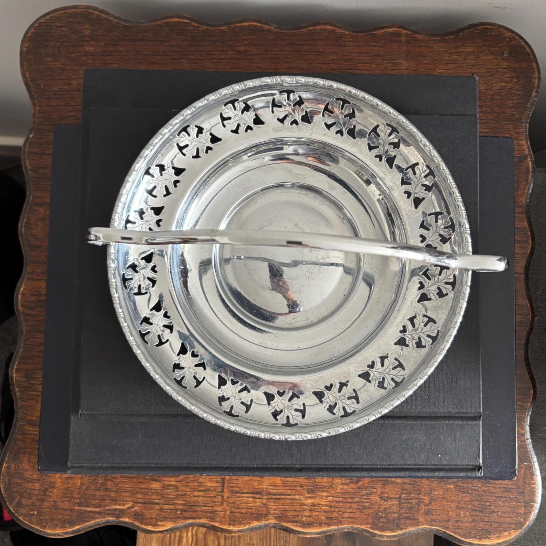 Vintage Silver Plated Pierced Basket: Retro Fruit Bowl Serving Tray