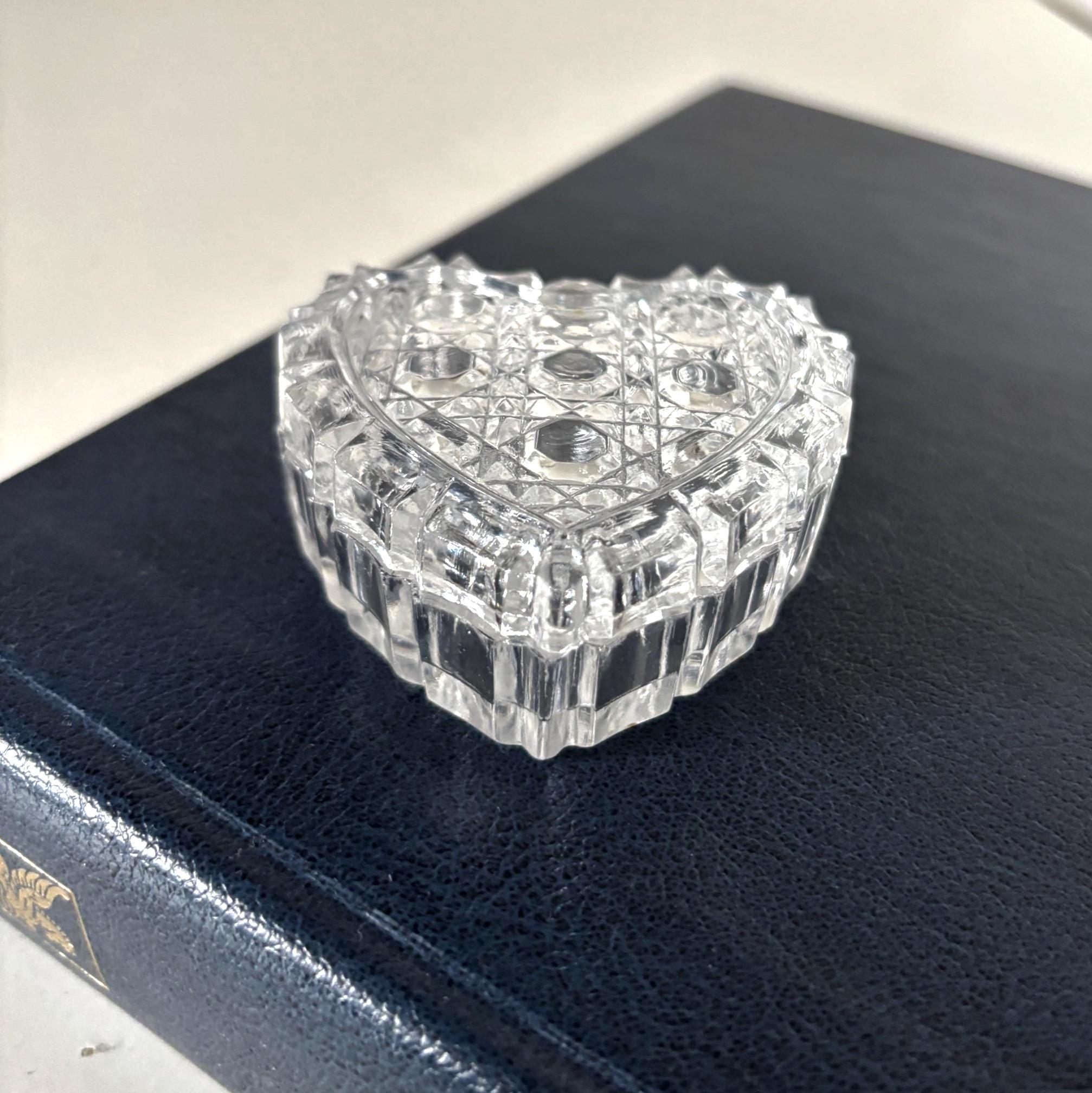 Vintage Heart Shaped Lead Crystal Trinket Box Cut Glass Jewelry Box Ring Holder Gift
