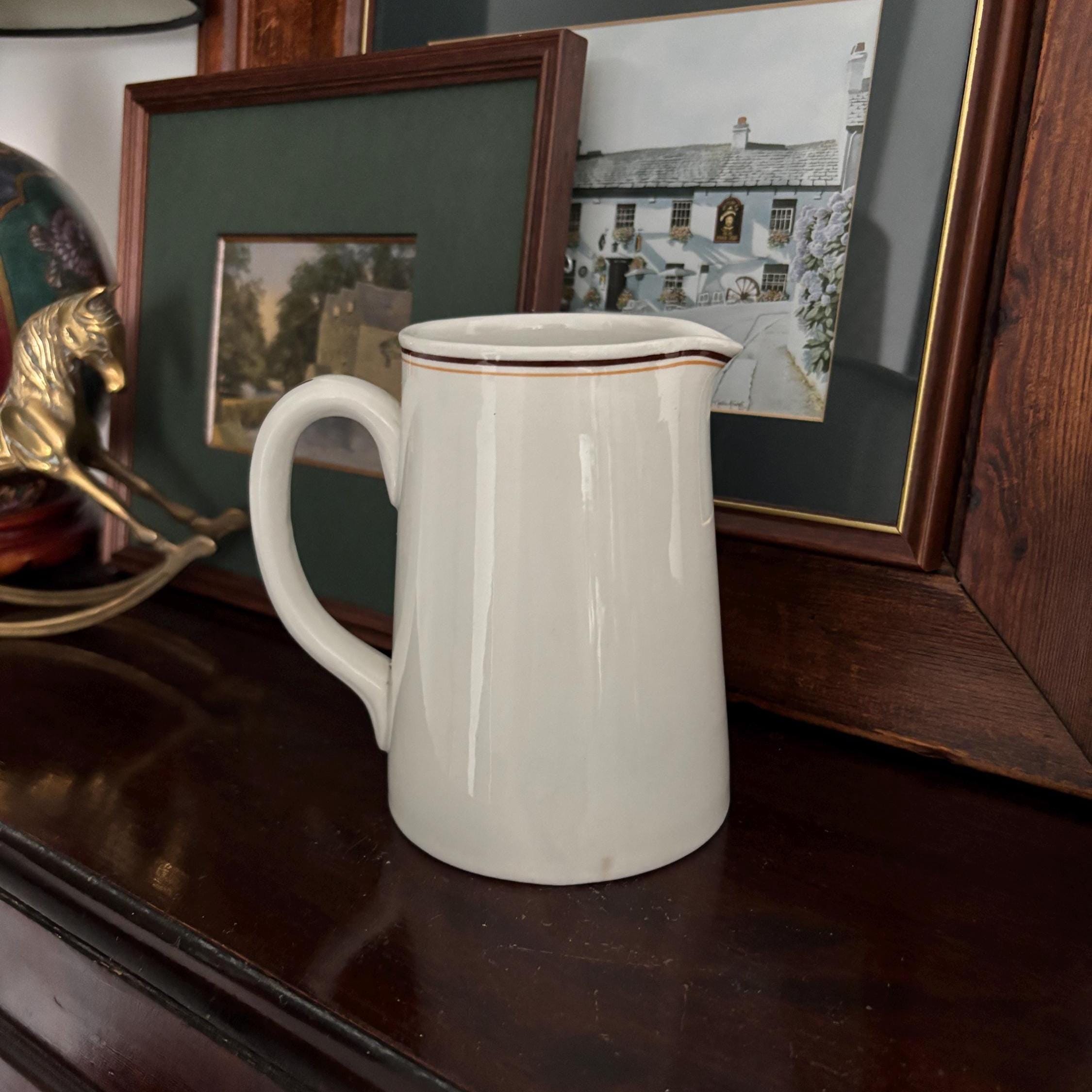 Vintage Trust Houses Hotel-ware Ironstone Jug Dunn Bennett England 1964 Pub Pitcher