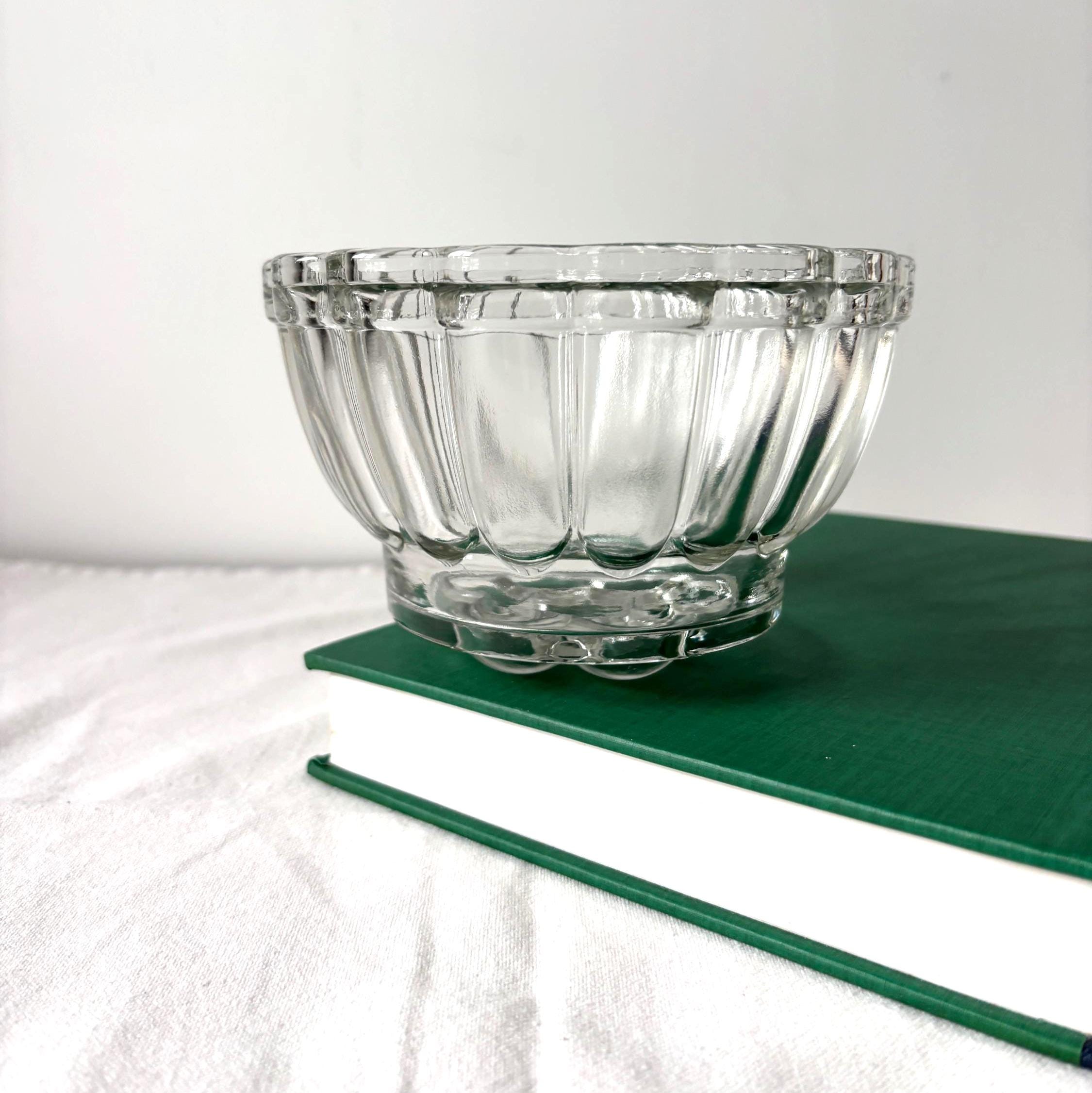 Vintage One Pint Glass Jelly Mould Bowl