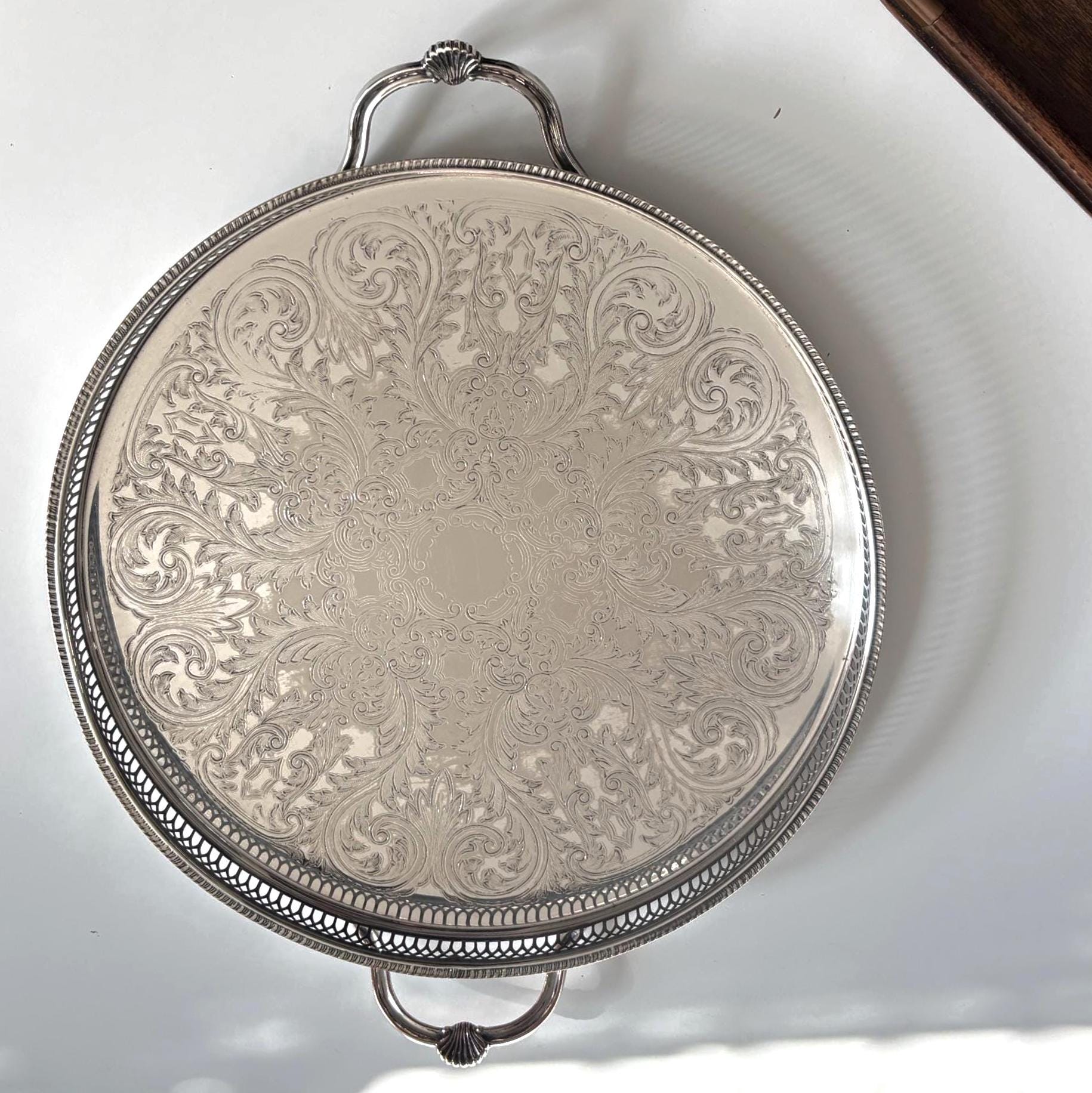 Large Cavalier Silver Plated Serving Tray, Round Gallery Tray With Handles, Made in England