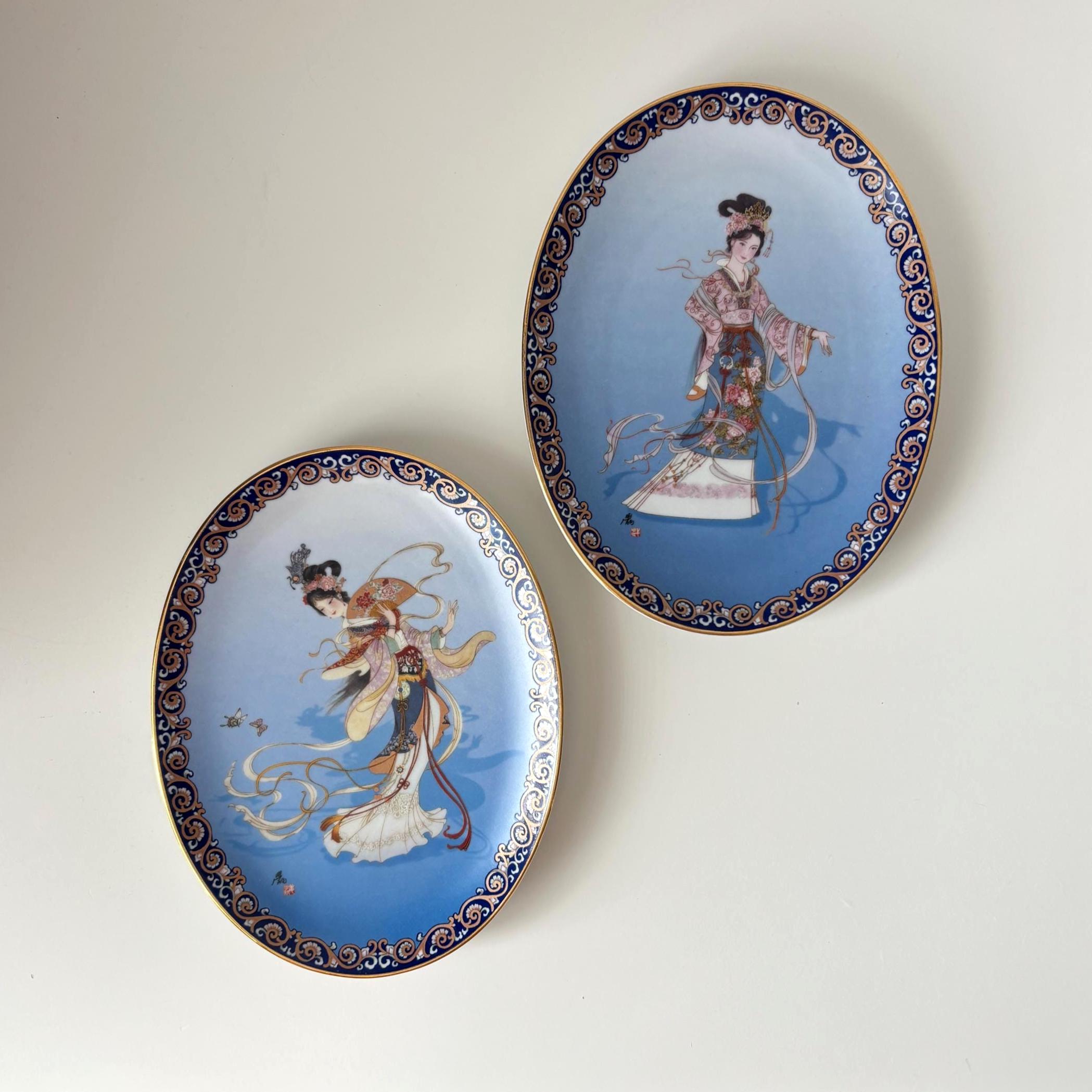 Pair Bradford Exchange Dream of the Red Chamber Porcelain Plates