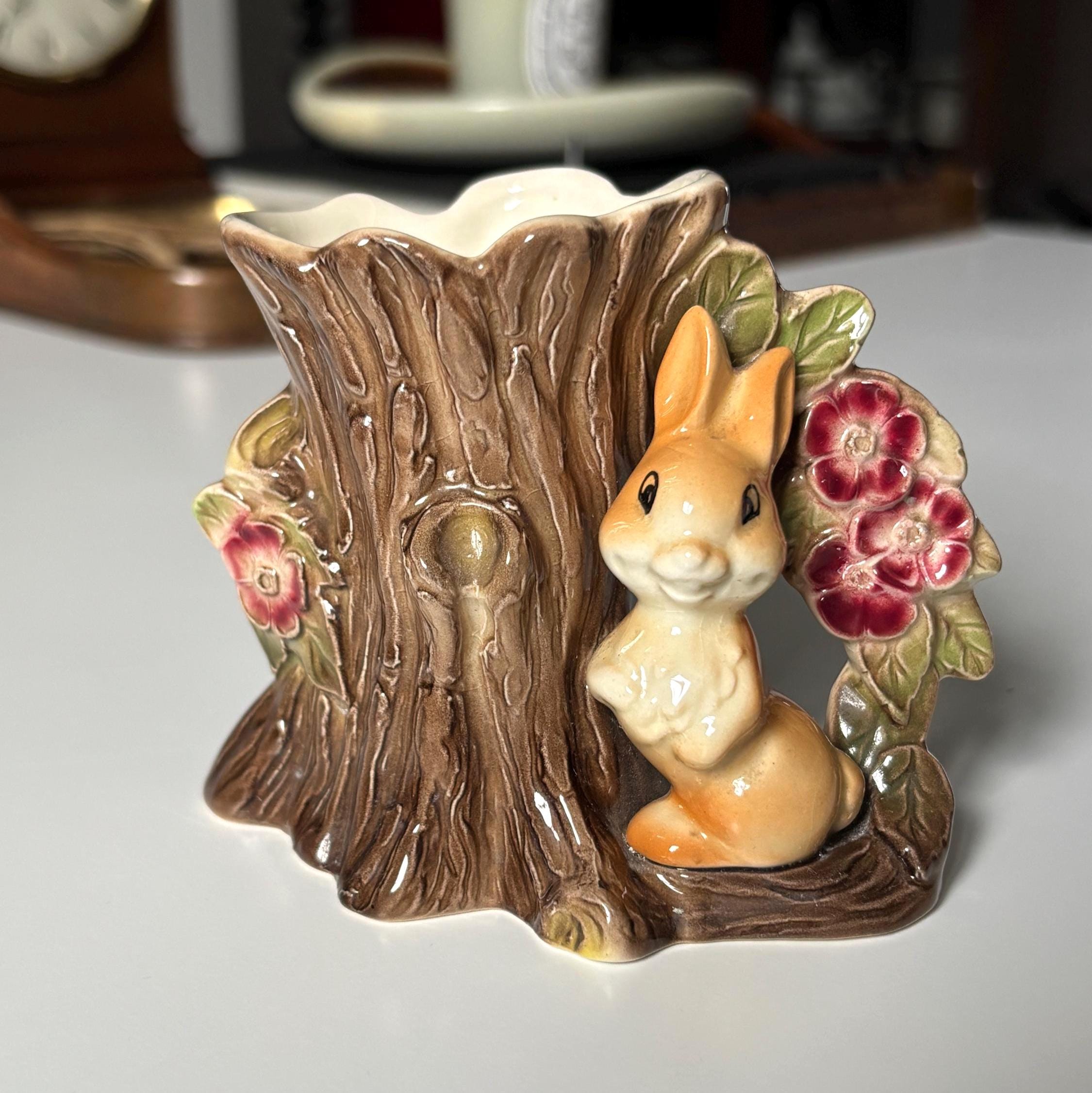Vintage Hornsea Pottery Fauna Woodland Rabbit Vase Planter – Bunny Tree Stump Posy Holder