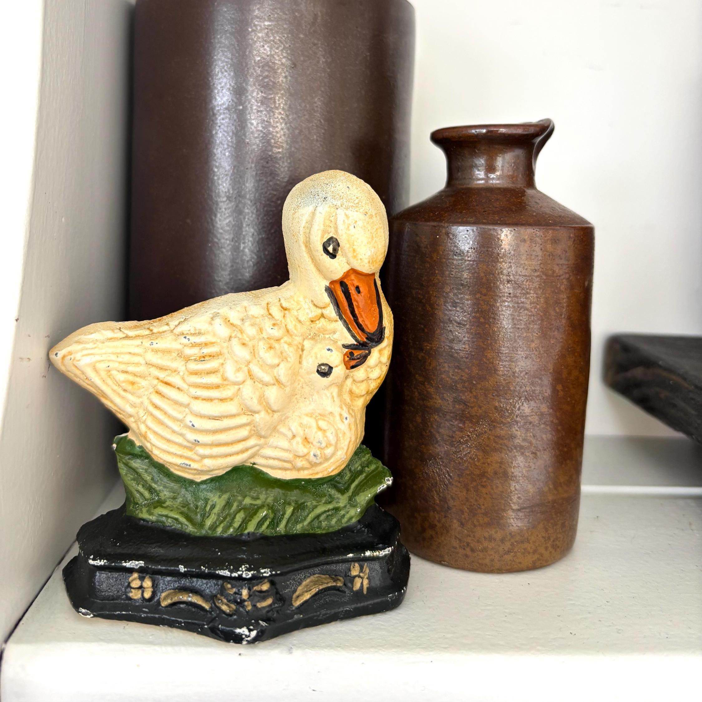 Cast Iron Duck Doorstop, Duckling Figurine, Vintage Farmhouse Kitchen Decor, Mother Baby Ducks Ornament