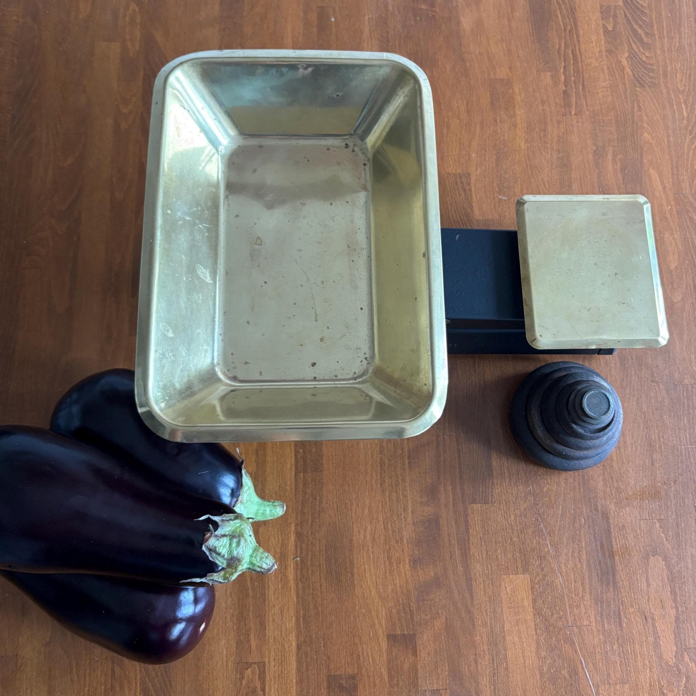 Vintage Waymaster Kitchen Scales with Brass Pan & 7 Original Weights