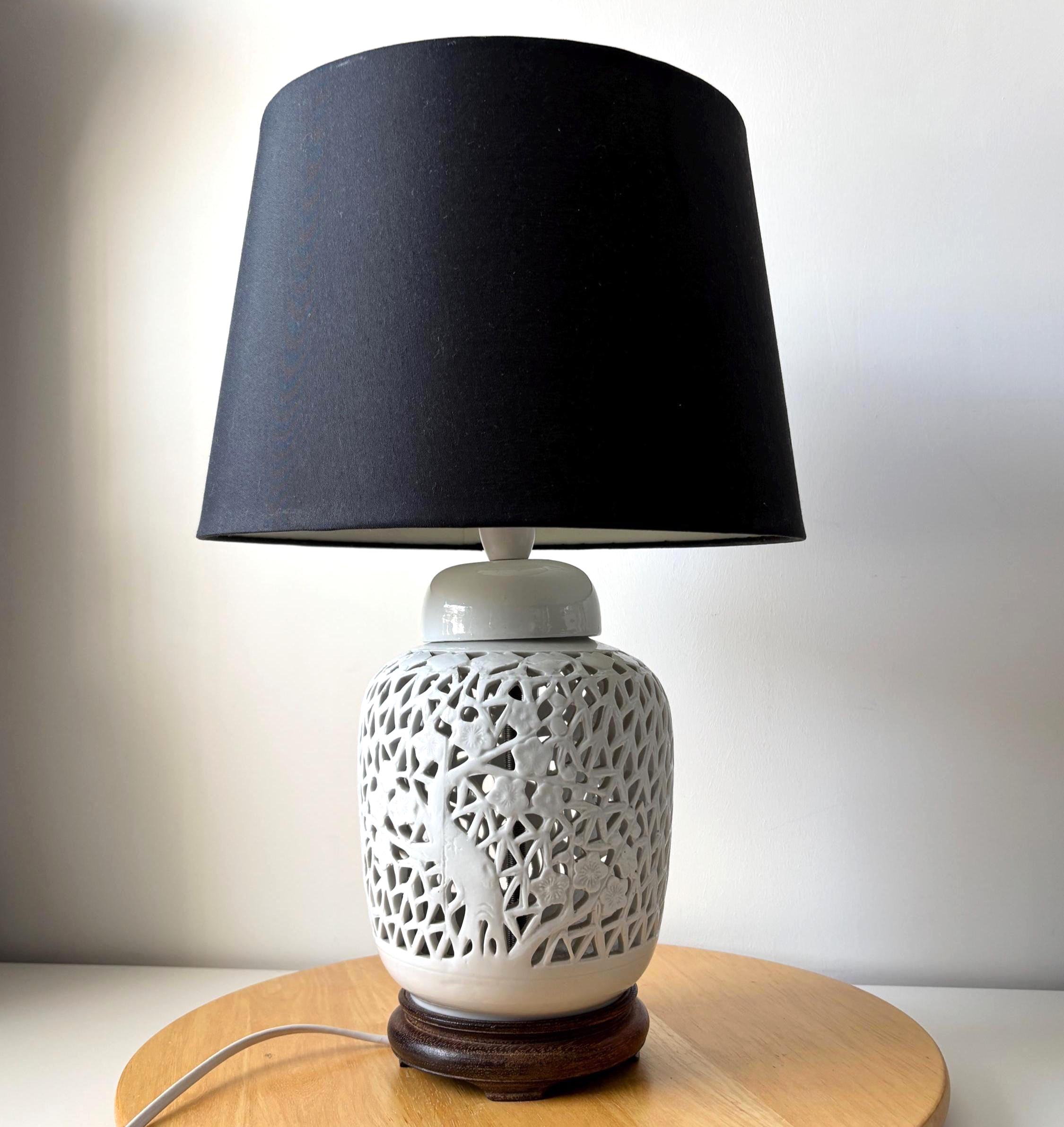 Vintage Blanc de Chine Style Chinoiserie Pierced Ceramic Table Lamp (No Shade)