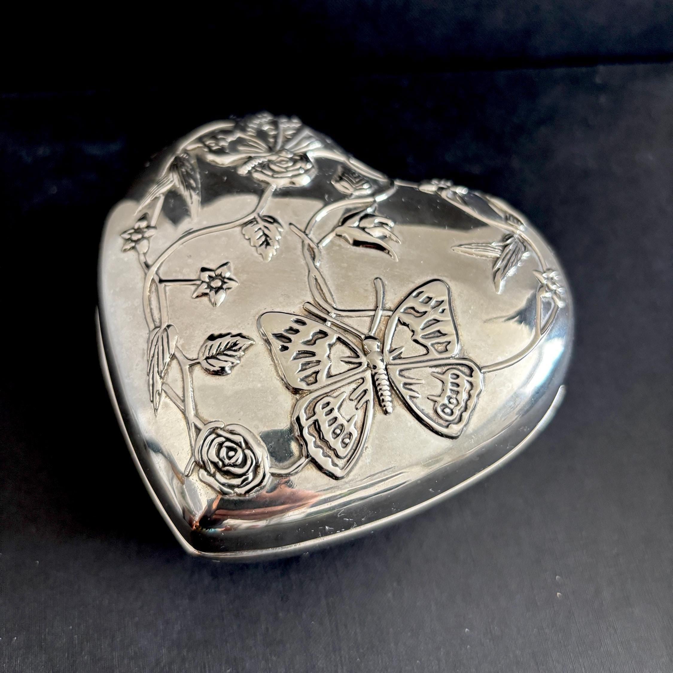 Vintage Heart Shaped Jewelry Box: Embossed Floral Design, Silver Tone Finish