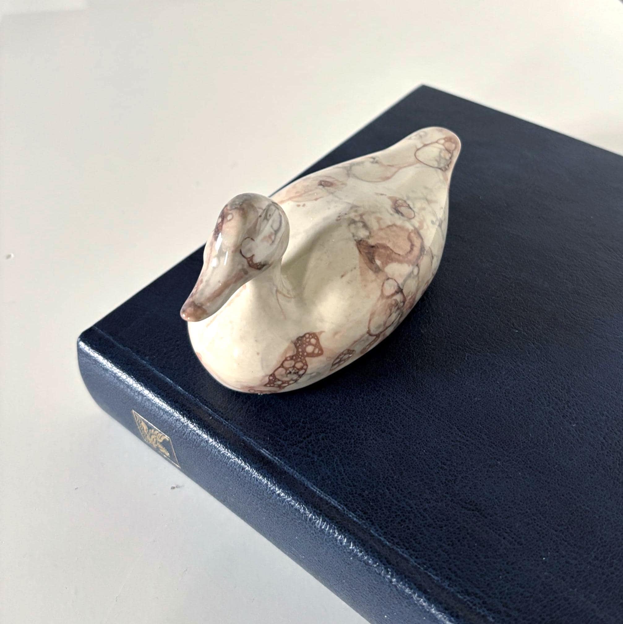 Ceramic Duck Figurine Marble Glaze Baby Duck Sculpture Cottage Decor Shelf Ornament Gift