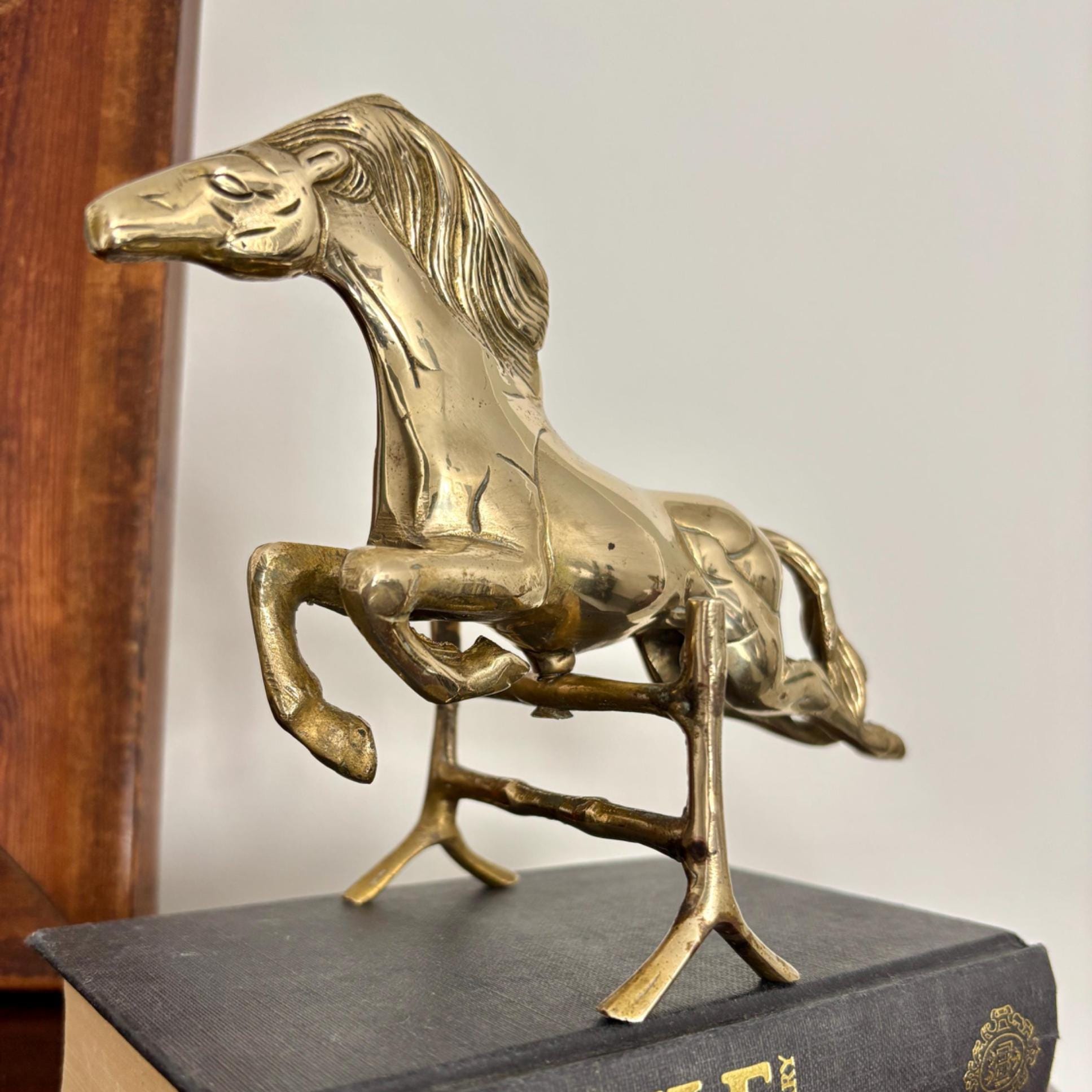 Vintage Brass Horse Figurine: Mid-Century Equestrian Sculpture