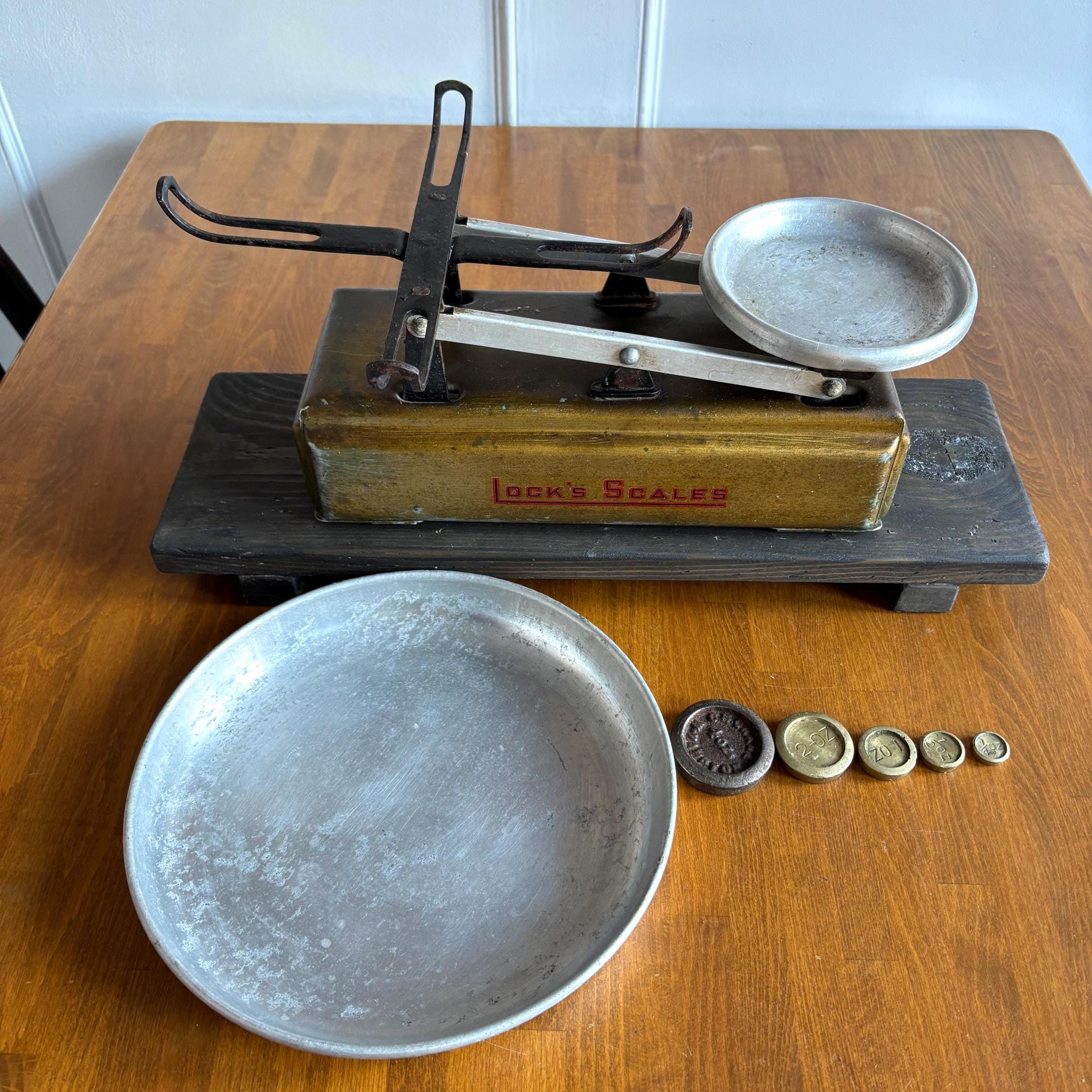 Vintage Lock's Scales | British Grocer's Counter Balance, c.1950s