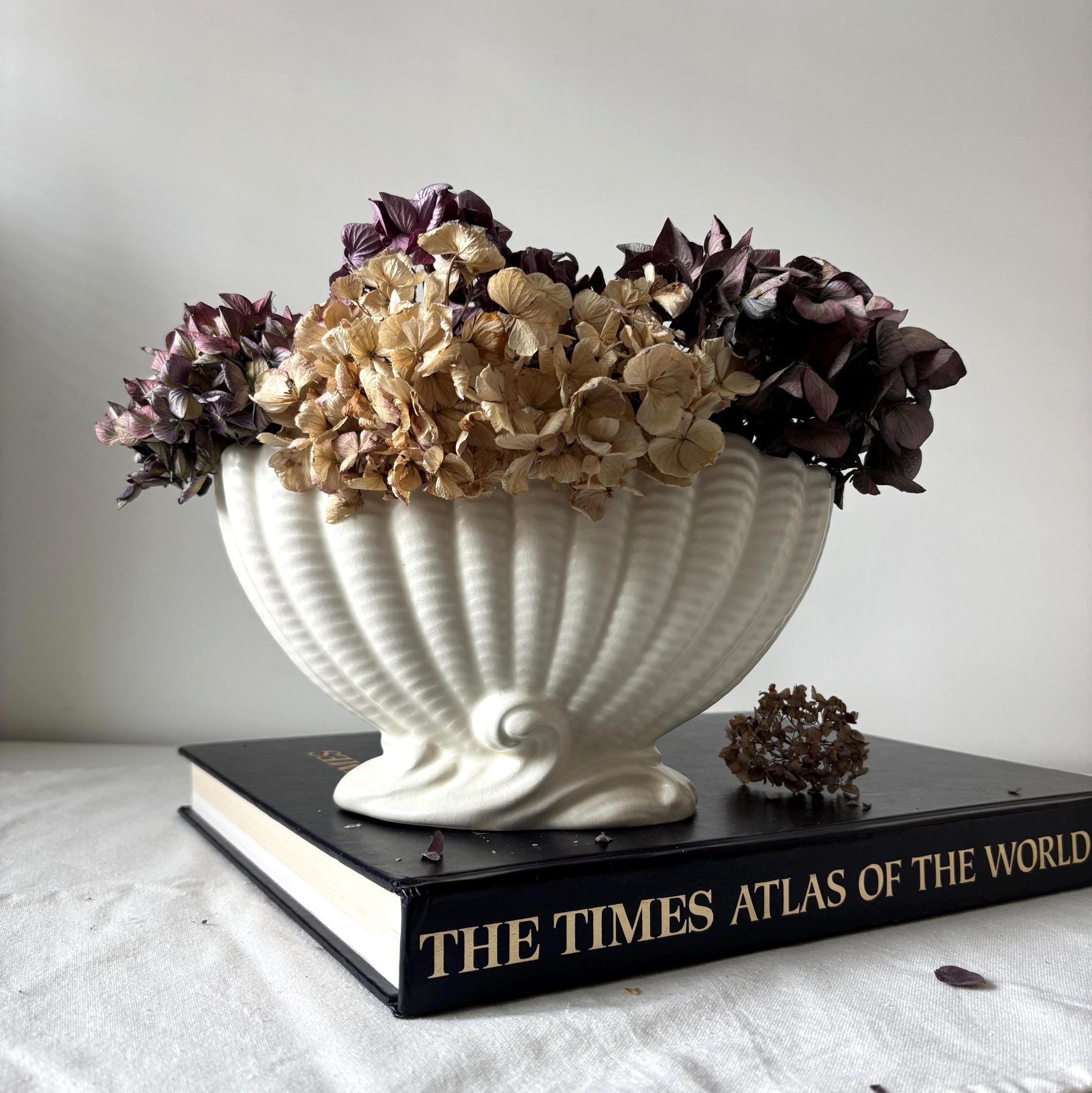 Vintage SylvaC 513 Ceramic Shell Mantel Vase Crackle Glaze Planter England