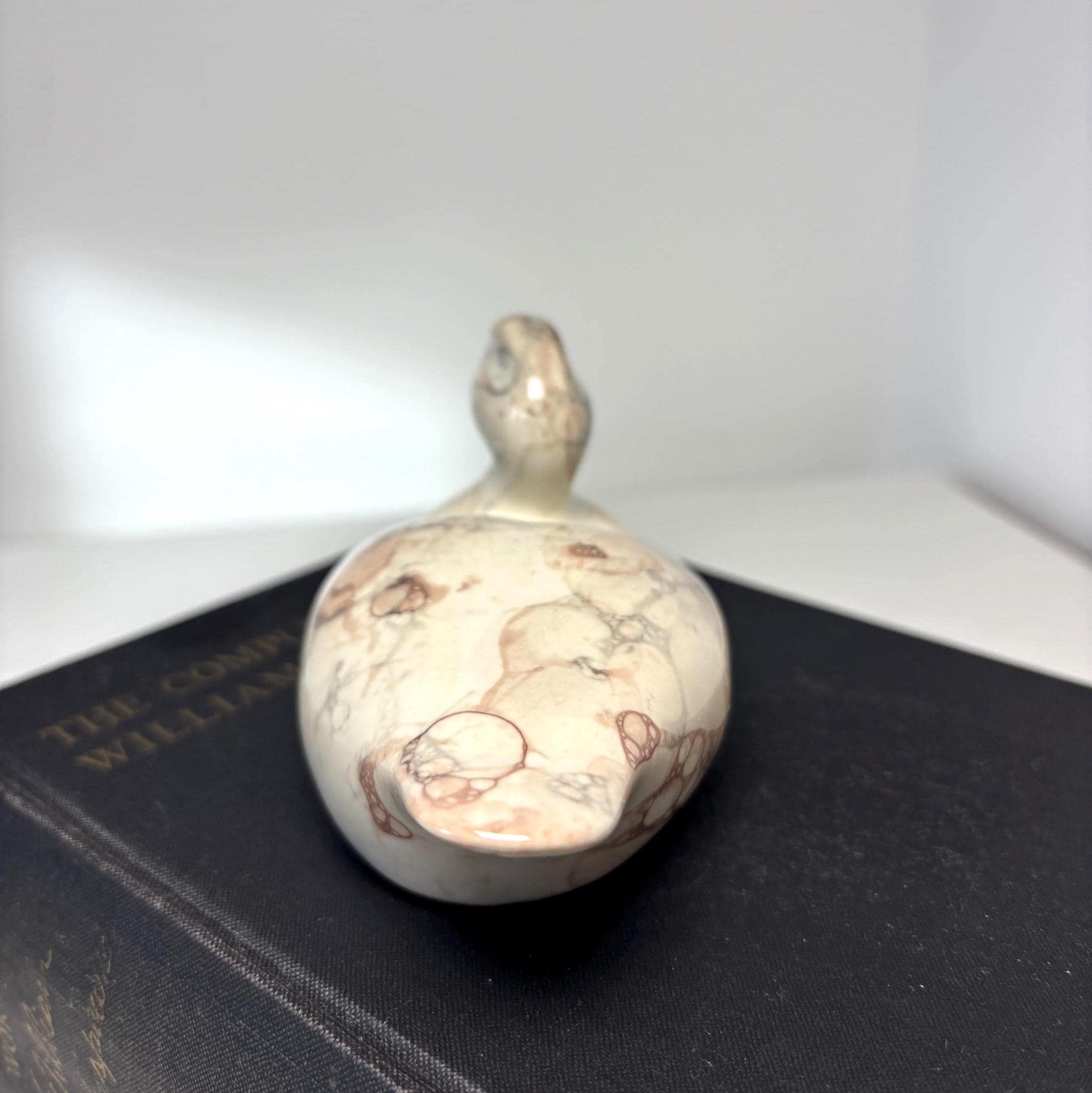 Ceramic Duck Figurine Marble Glaze Baby Duck Sculpture Cottage Decor Shelf Ornament Gift