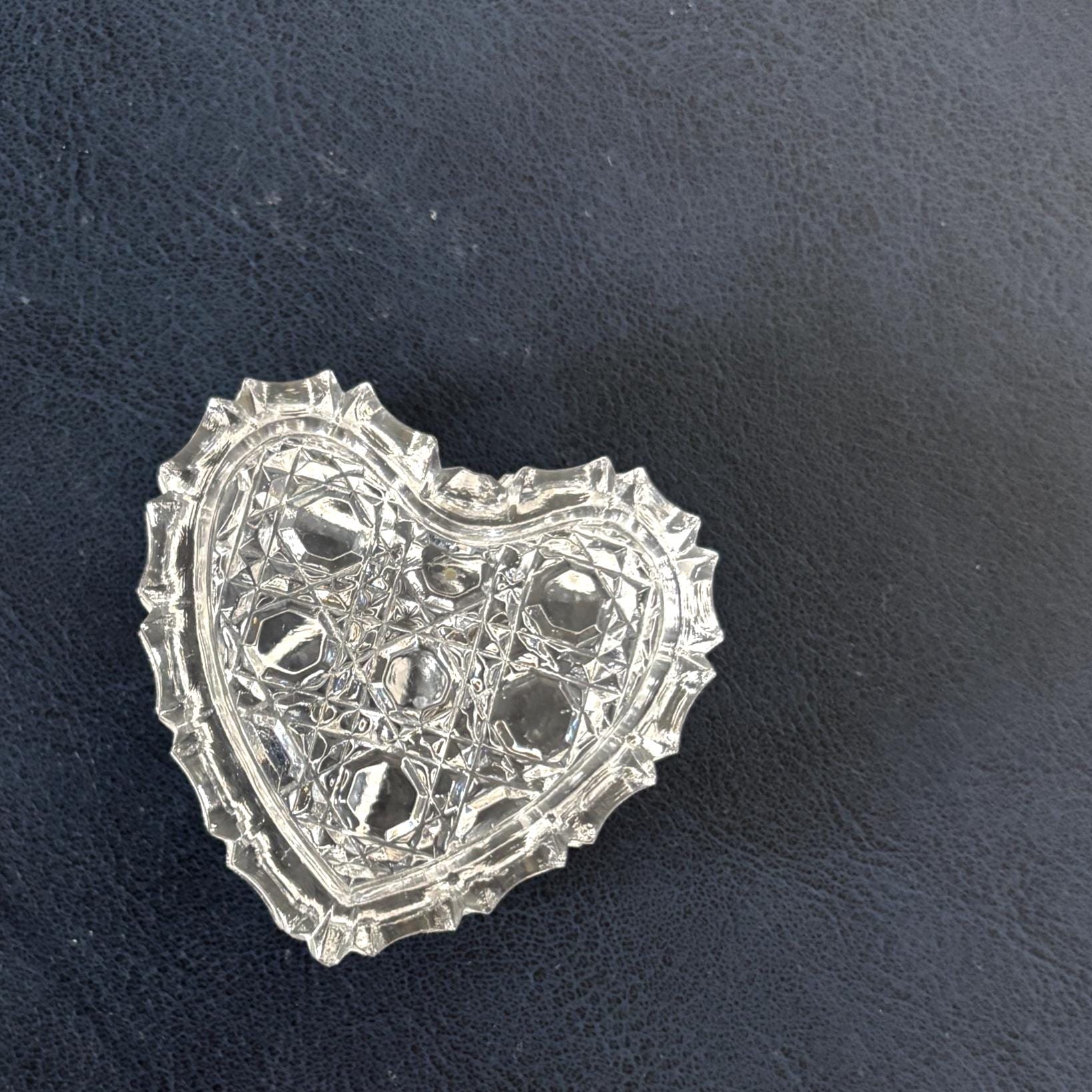 Vintage Heart Shaped Lead Crystal Trinket Box Cut Glass Jewelry Box Ring Holder Gift