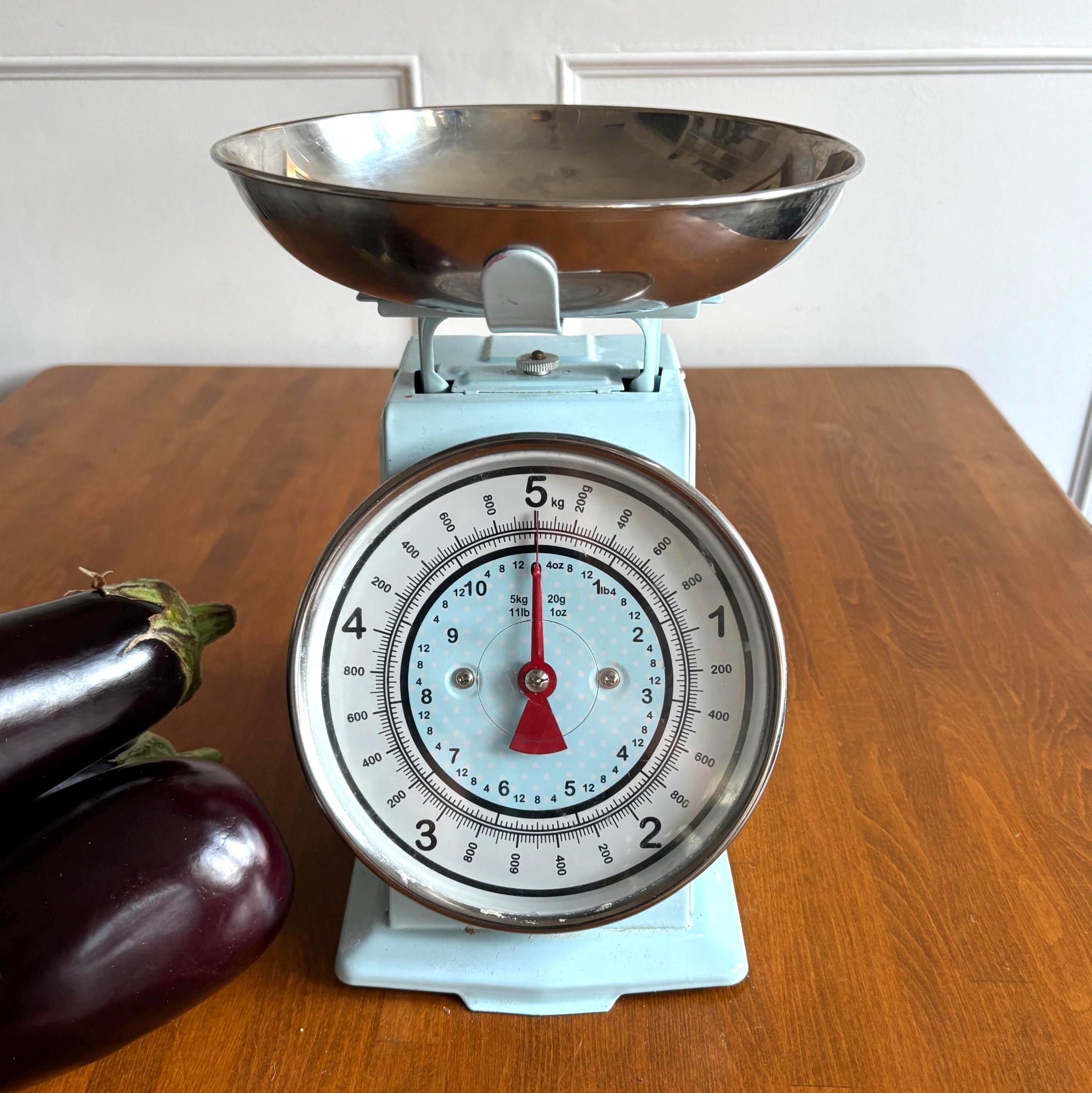 Vintage Kitchen Scales 5kg Blue Metal Scale with Stainless Steel Bowl
