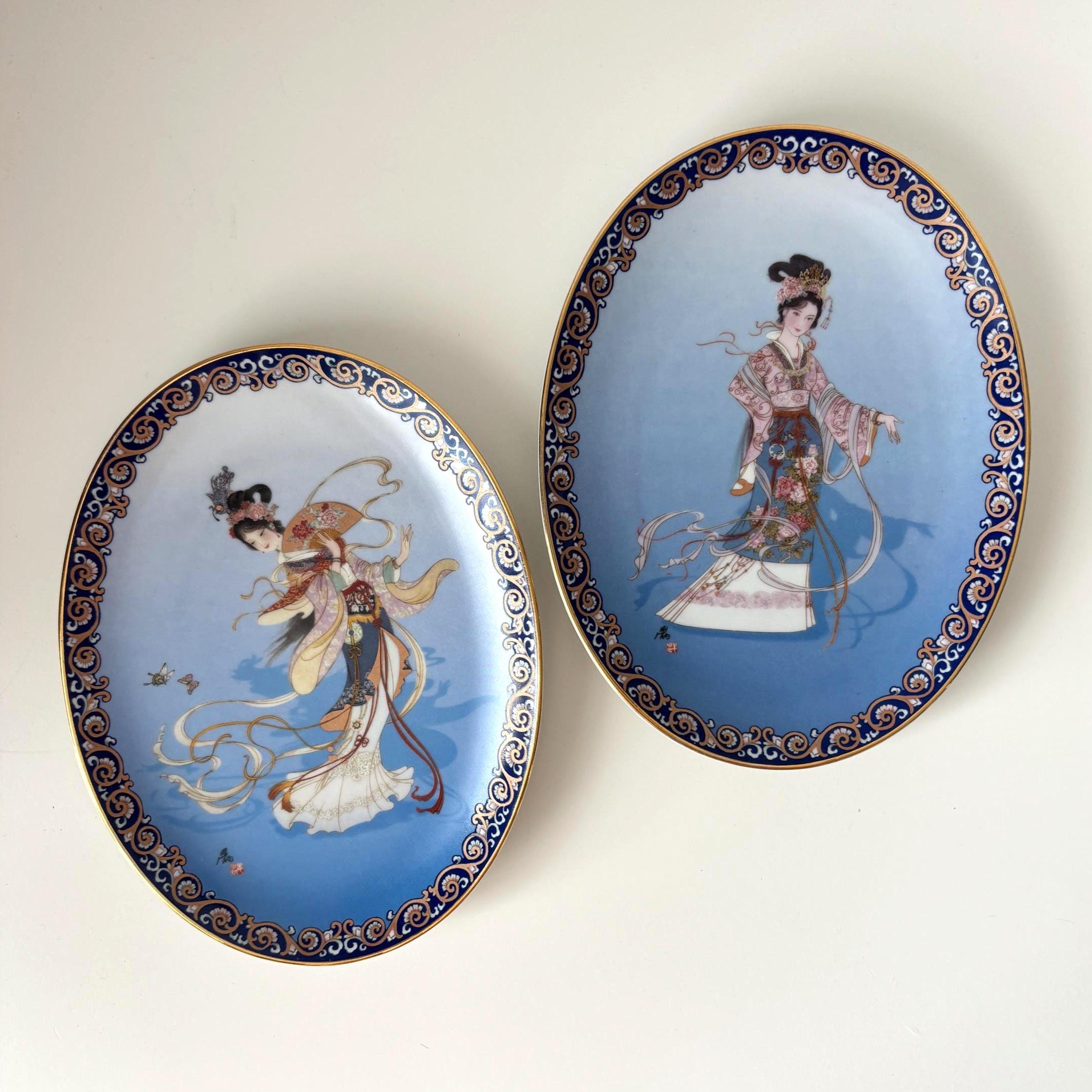 Pair Bradford Exchange Dream of the Red Chamber Porcelain Plates