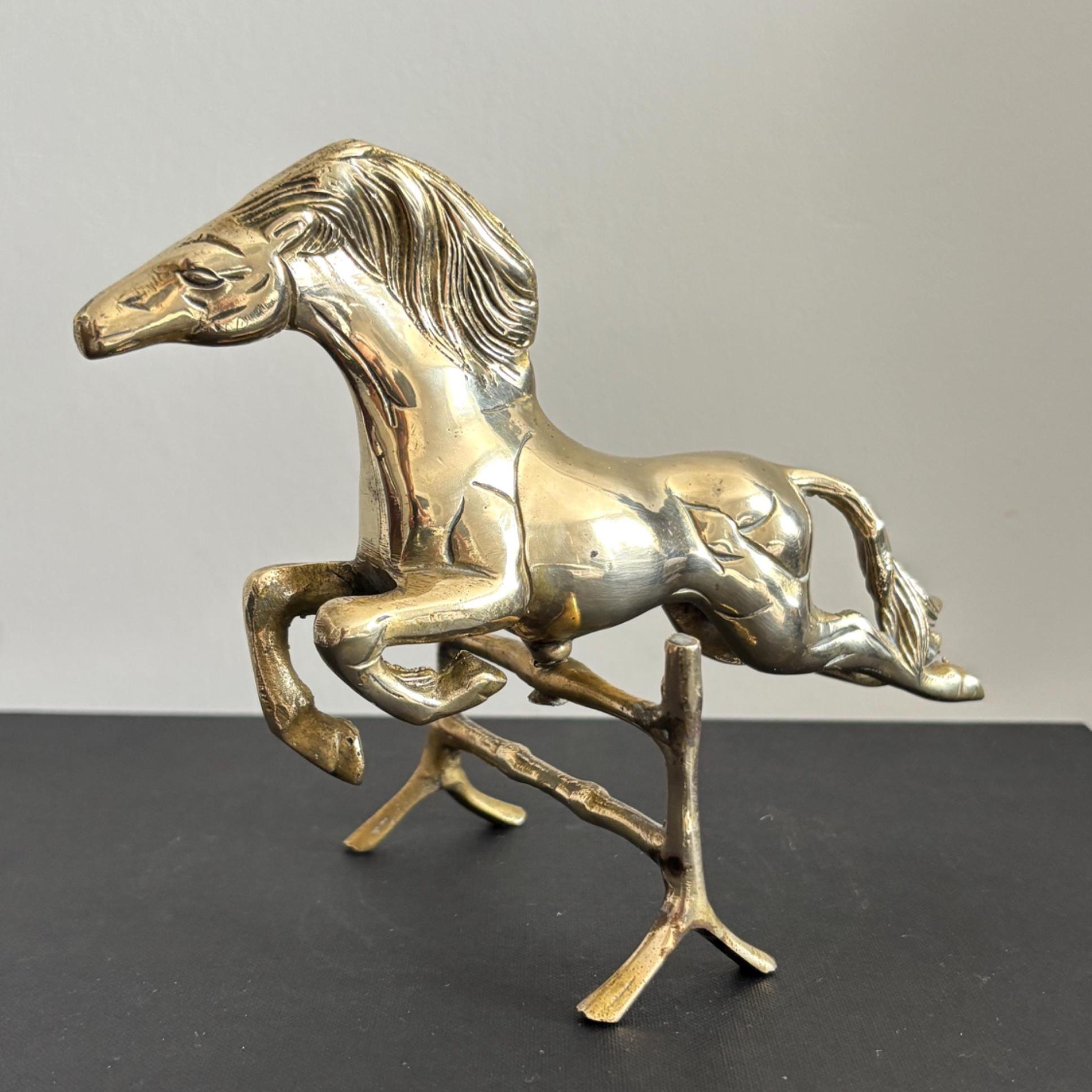 Vintage Brass Horse Figurine: Mid-Century Equestrian Sculpture