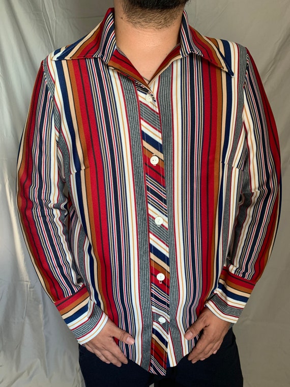 Groovy Men’s Shirt - image 1