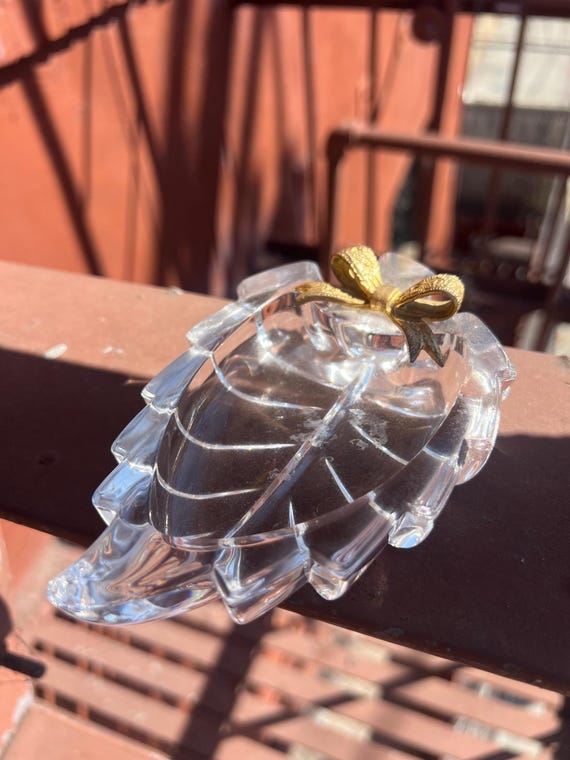 Leaf Ring Dish - image 1