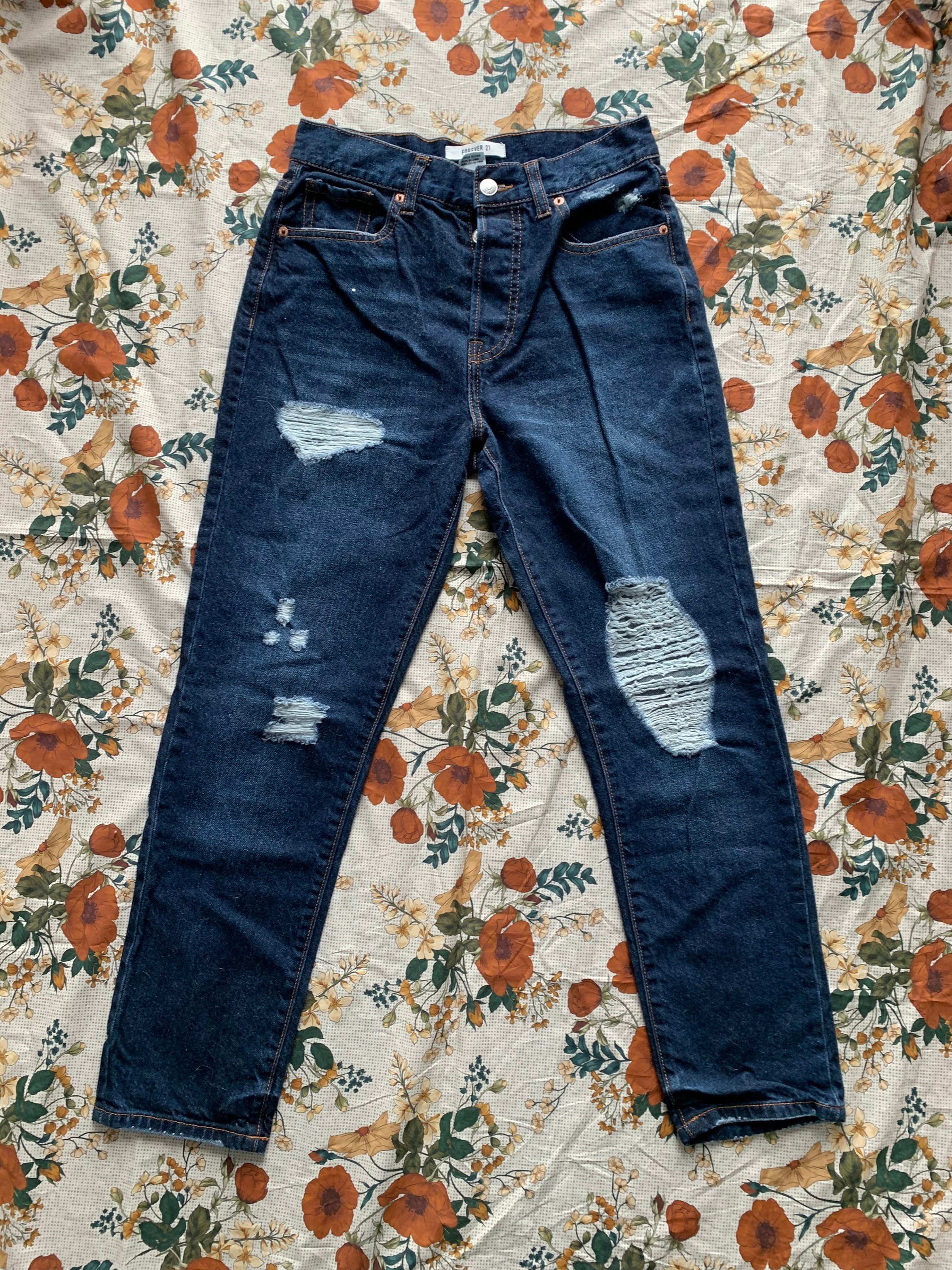 Jeans ripped under store bum forever 21
