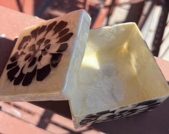 Seashell Trinket Box