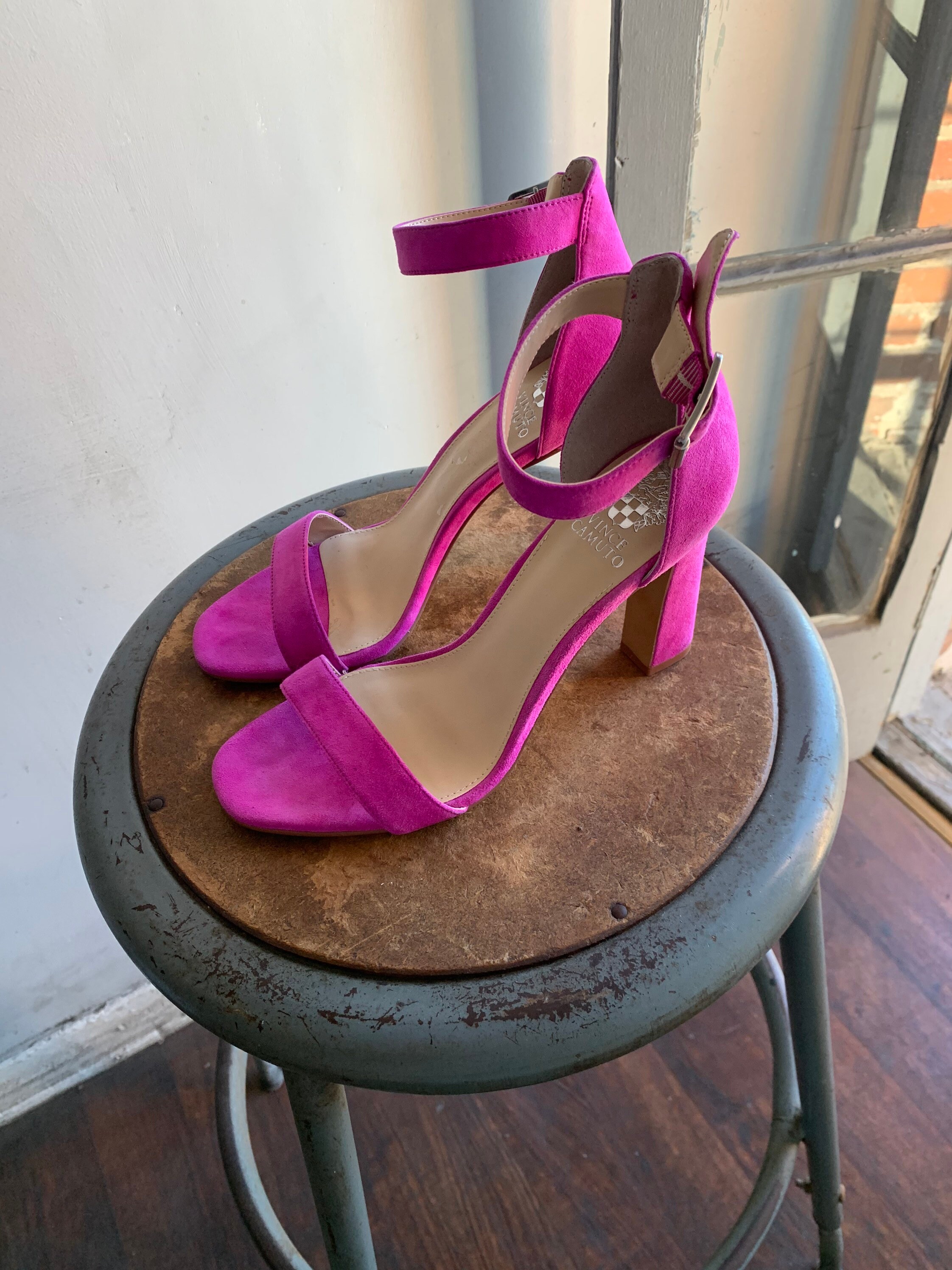 VINCE CAMUTO　ハイヒール　36.5　ピンク　パンプス　ビンスカムート VINCE CAMUTO ハイヒール 36.5 ピンク パンプス ビンスカムート