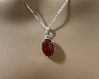 Carnelian Crystal Pendant /Carnelian Necklace /Genuine Carnelian With Box Chain Necklace/Simple Carnelian Pendant/Pendant