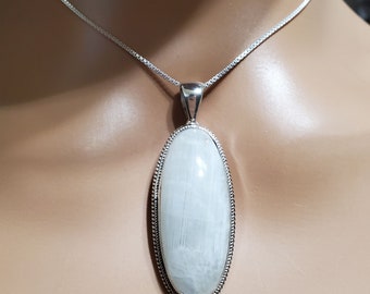 Blue Flash Rainbow Moonstone Pendant Necklace/Moonstone/Natural Moonstone/Sterling Silver/Moonstone Pendant/Oval Moonstone Pendant/R0011