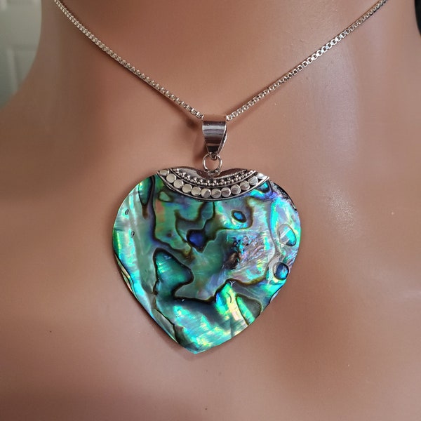 Abalone Shell Heart Pendant Necklace/Boho Necklace/Abalone Shell Jewelry/Heart Abalone Shell Pendant Necklace/Valentine Gift/Heart/A22