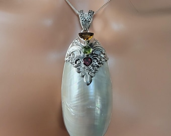 Large Shell Pendant Necklace/Sterling Silver/White Shell Pendant/Pendant Necklace/Shell Pendant/White Shell Pendant Necklace/A171-AR