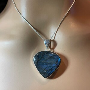 Pendant Labradorite /Blue Labradorite Necklace/Sterling Labradorite Pendant/Statement Pendant/Healing Pendant