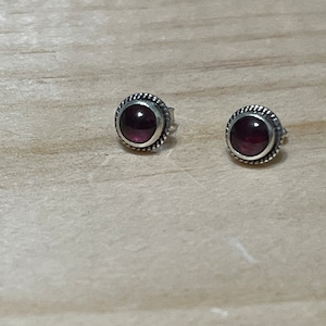 5mm Garnet Stud Earring / Sterling Silver / Stud Earrings / Red Garnet Square / Small Stud Earring/ Garnet Earrings/Red Stone Earring