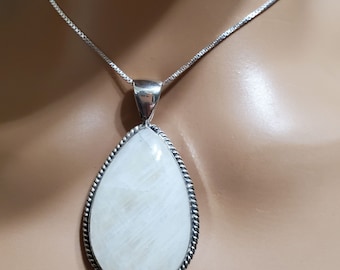 Teardrop Rainbow Moonstone Pendant/Boho Jewelry/Natural Moonstone/925 Sterling Silver/Rainbow Moonstone/Gift For Her/R003