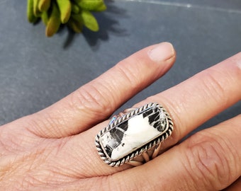 ホワイトバッファロー スターリングシルバー ネイティブアメリカン